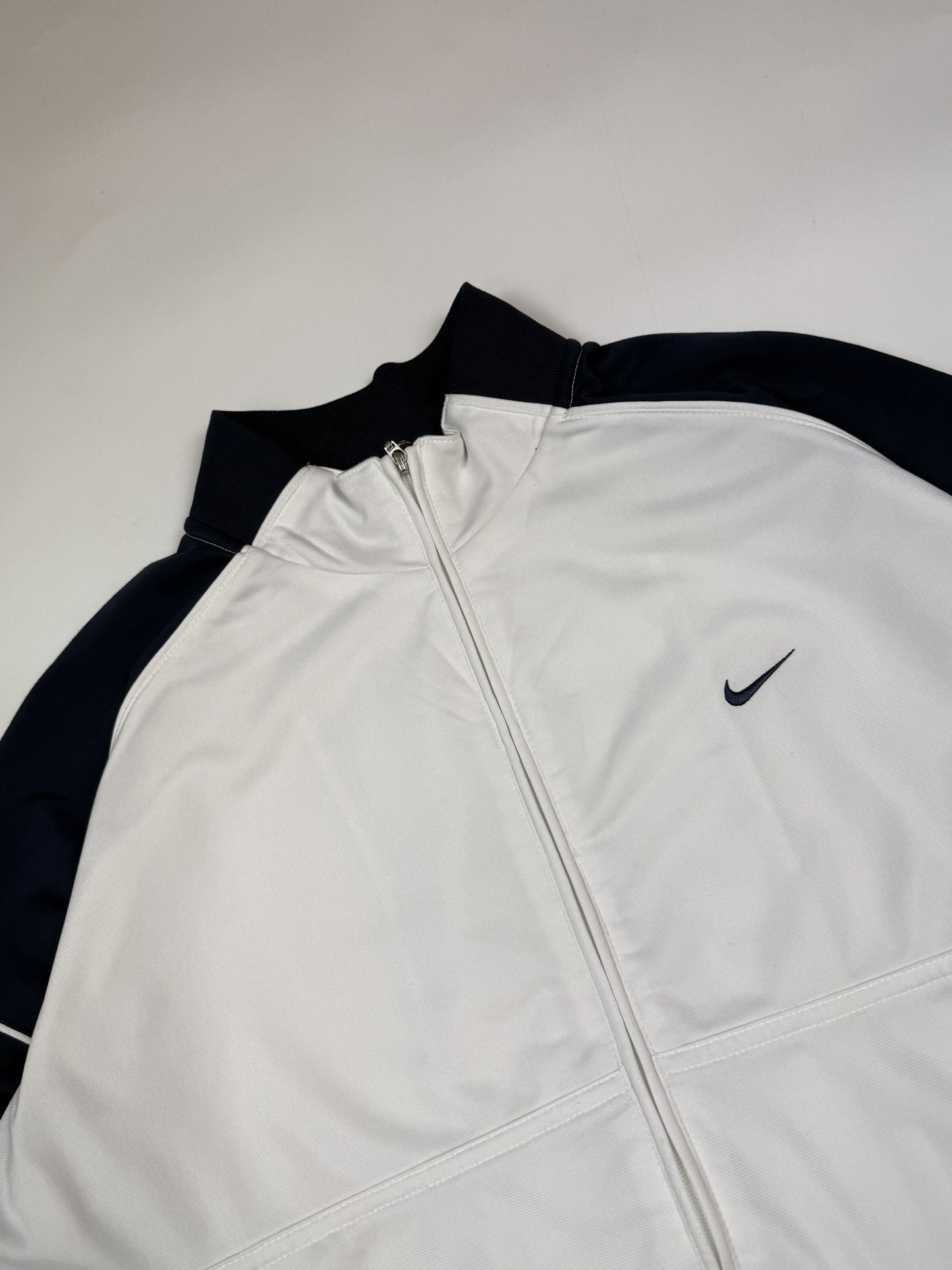 Vintage Nike mini swoosh track jacket (XL)
