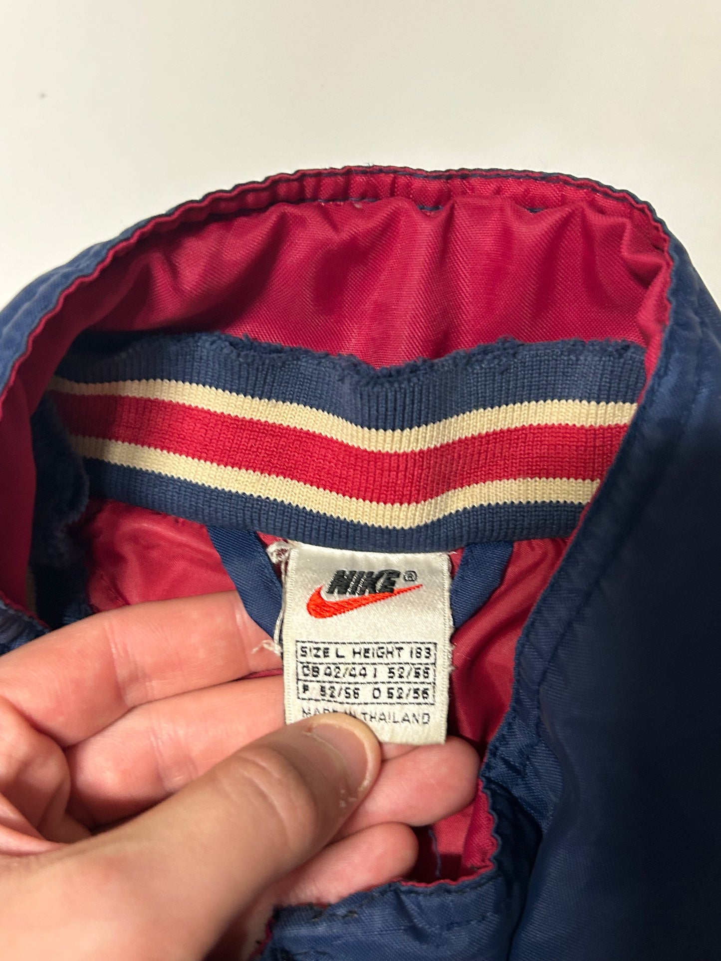 Vintage 90s Nike backswoosh jacket (L)