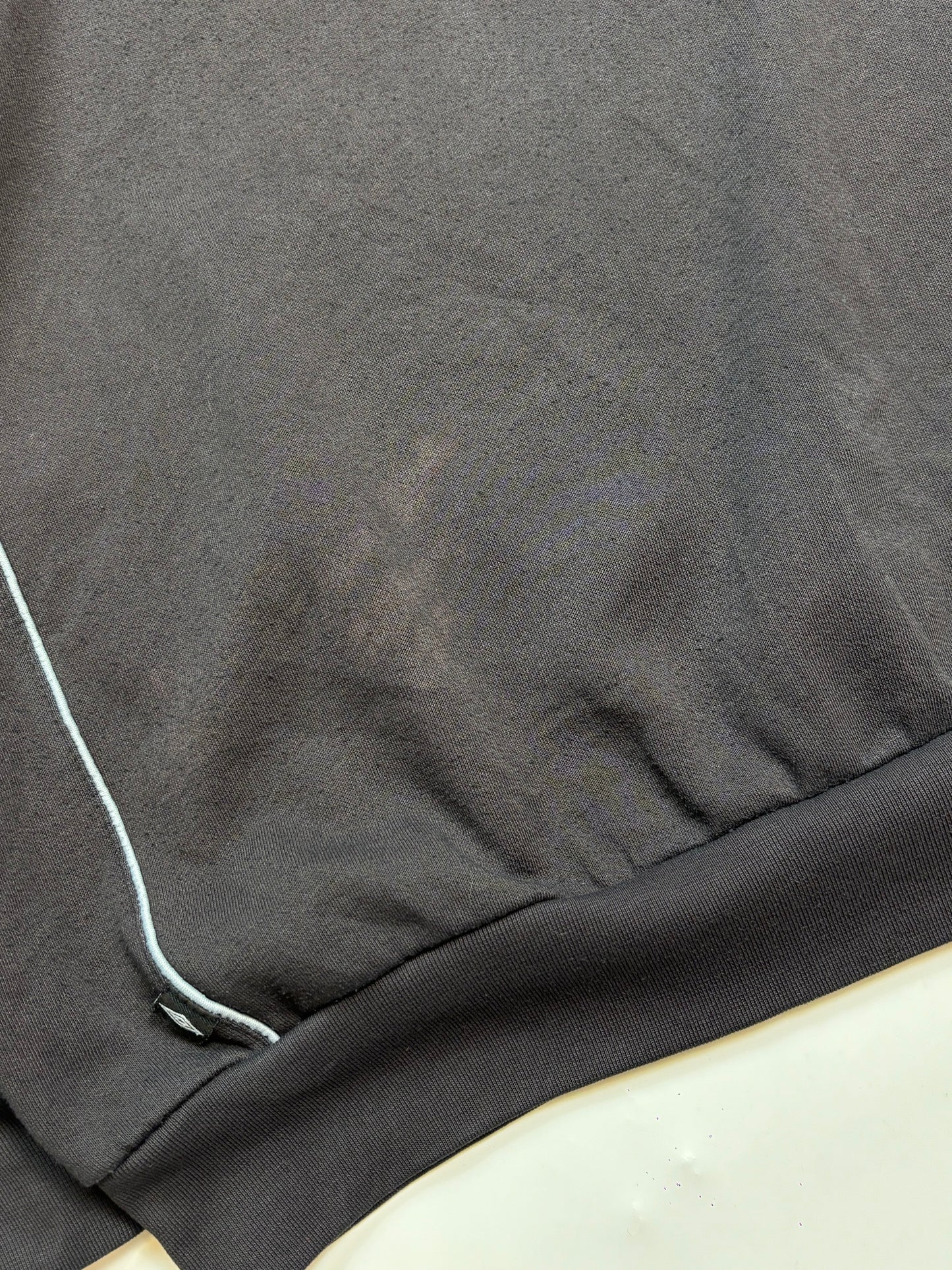 Vintage Umbro small logo sweatshirt (L)