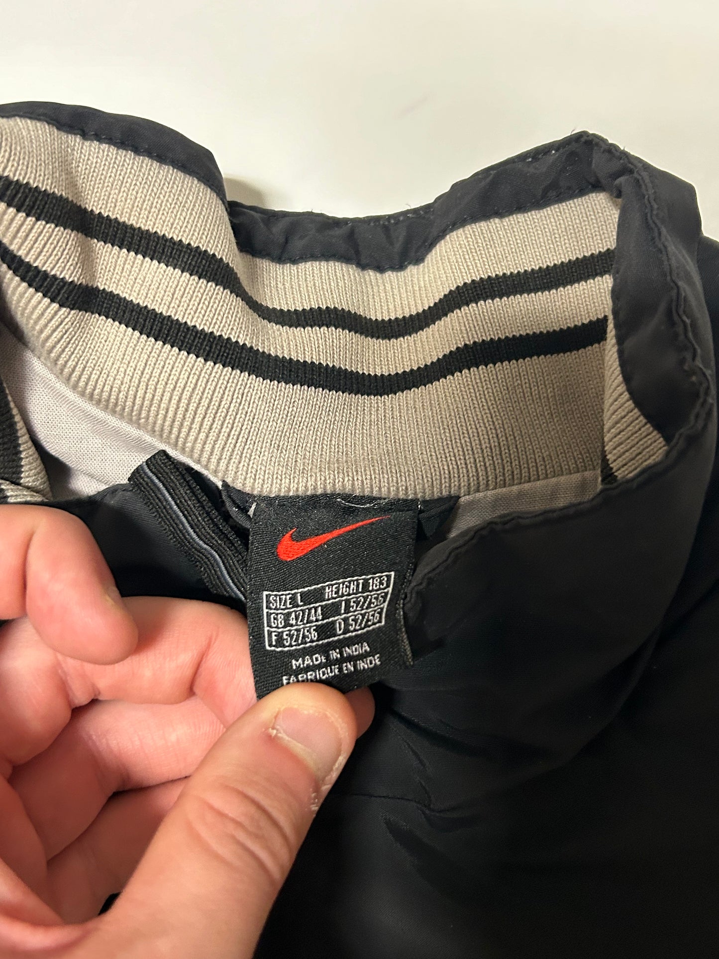 Vintage 90s Nike bomber jacket (L)