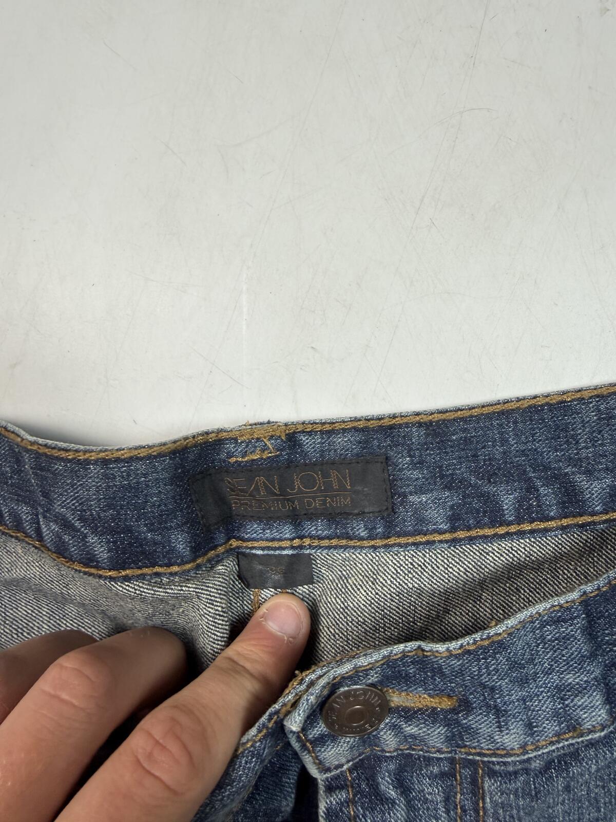 Vintage Y2K Sean John baggy hip hop jorts (W38)