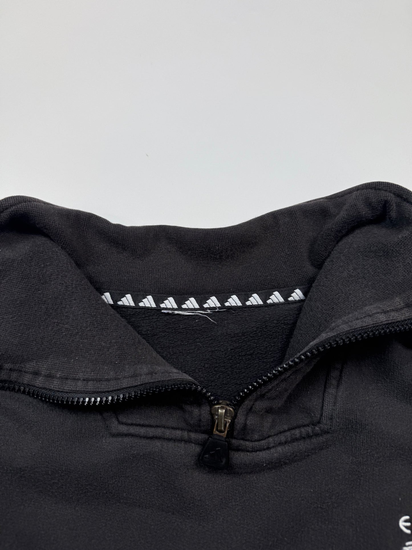 Vintage Adidas quarter zip sweatshirt (M)