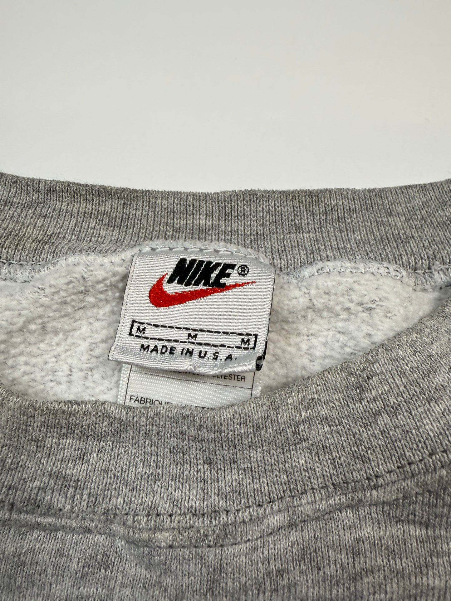 Vintage 90s Nike small logo sweatshirt (M)