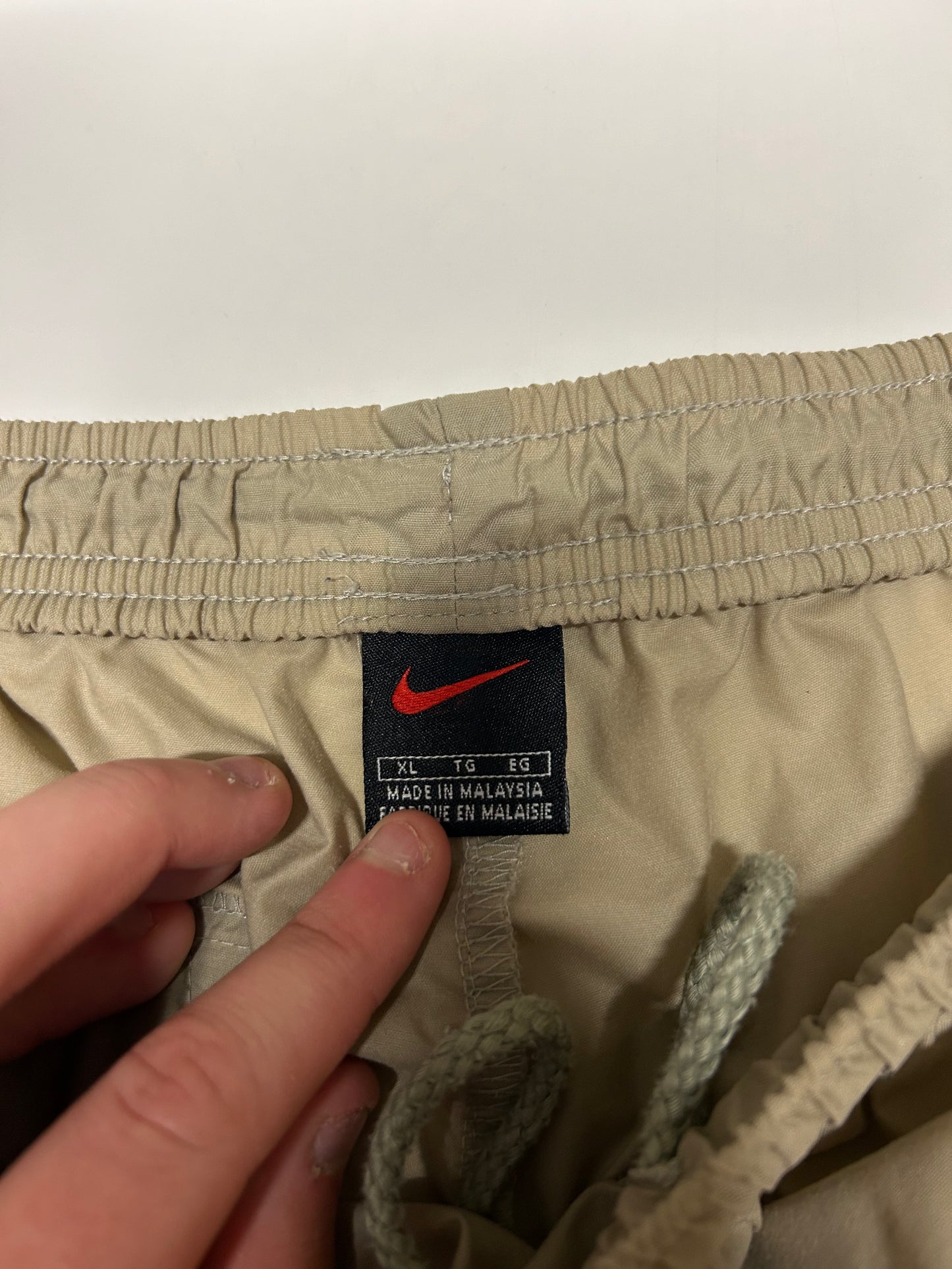 Vintage 90s Nike baggy track pants (XL)