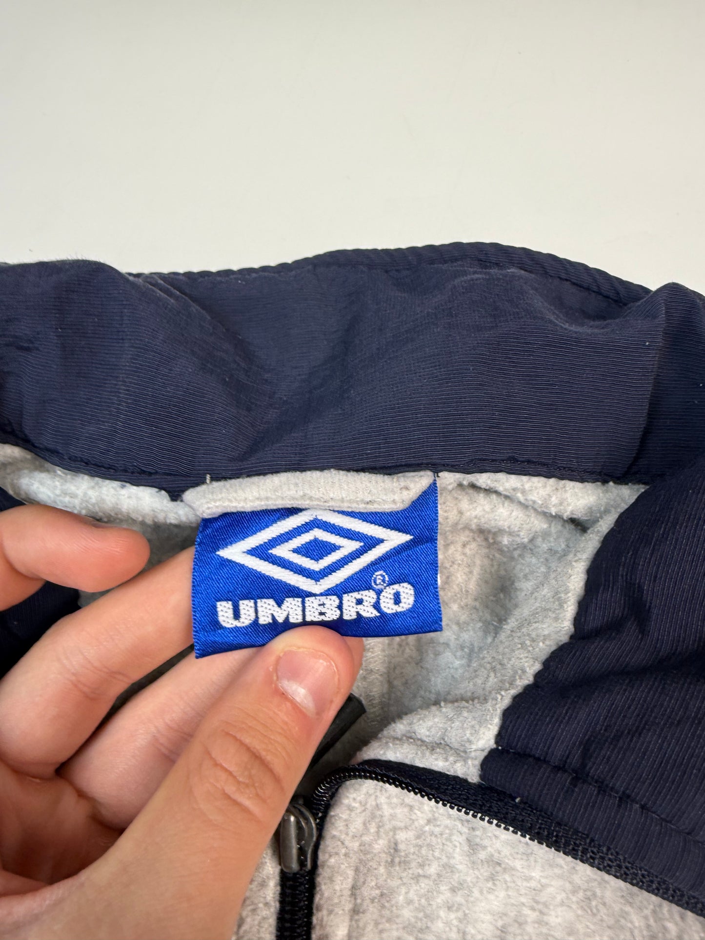 Vintage 90s Umbro quarter zip fleece (XL)