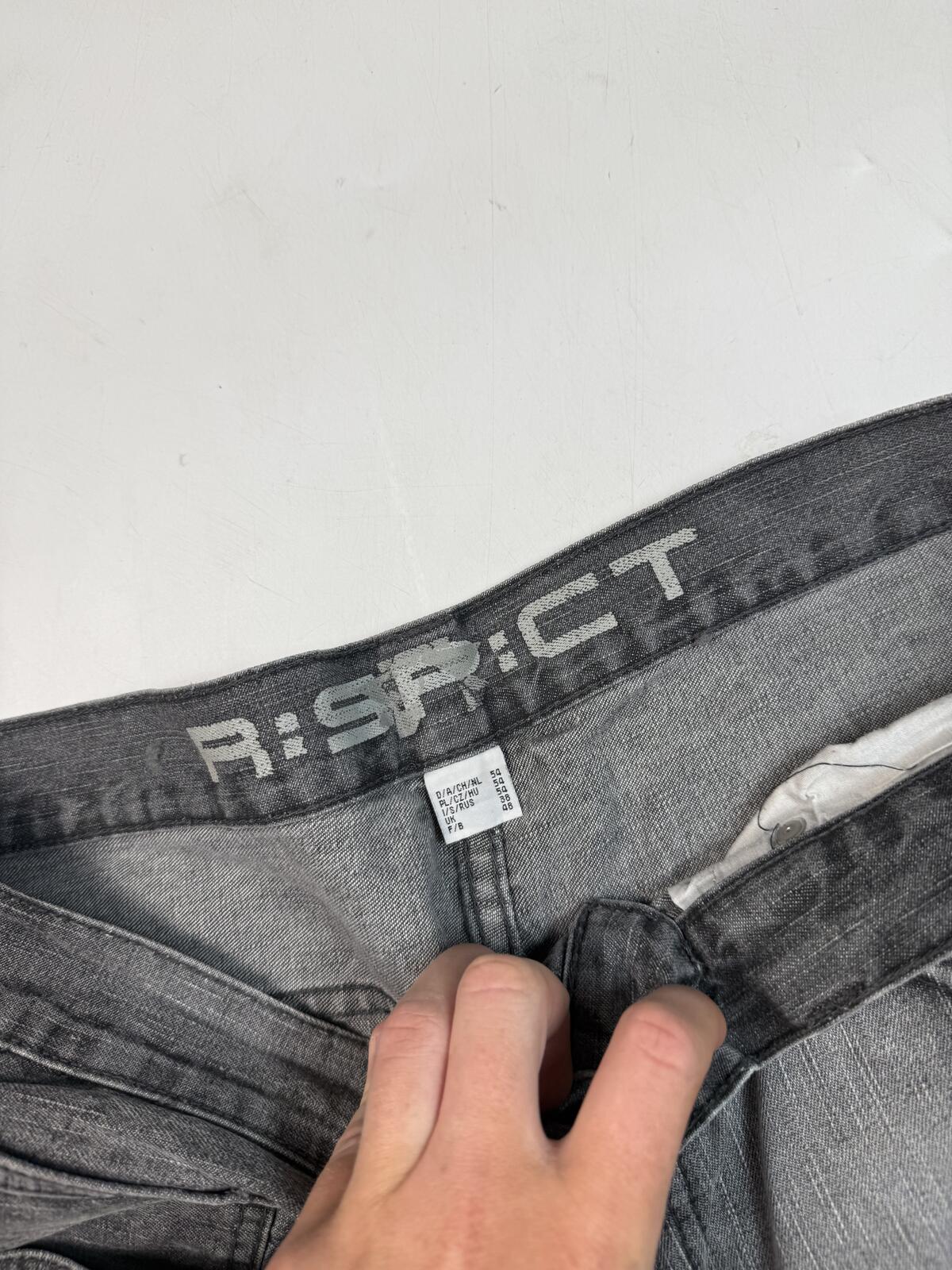 Vintage Y2K baggy hip hop jorts (W38)