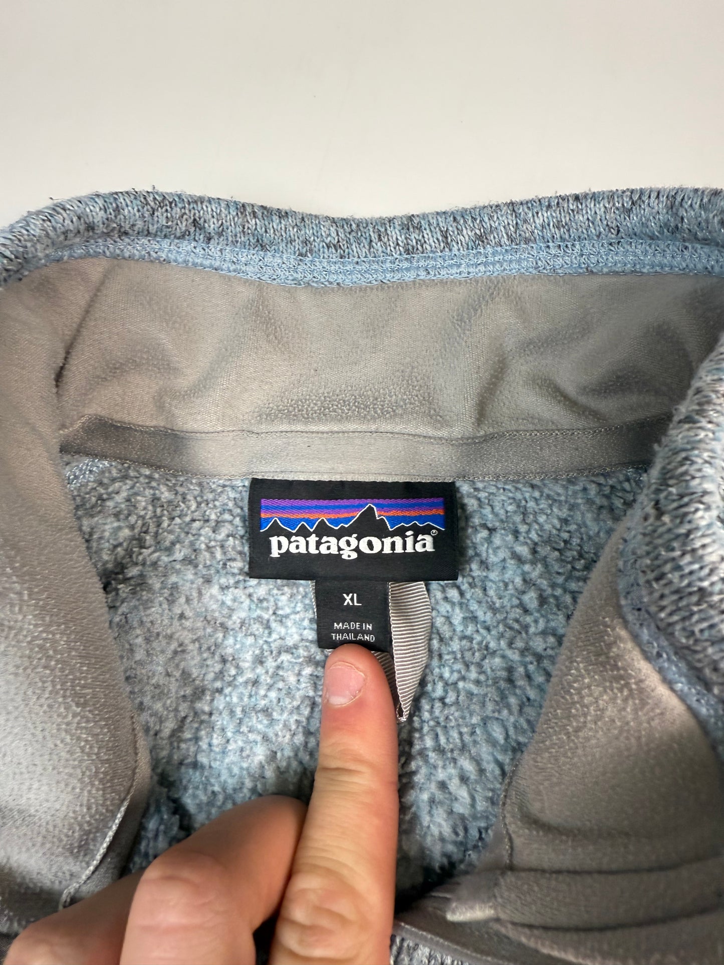 Womens Patagonia quarter zip fleece (XL)