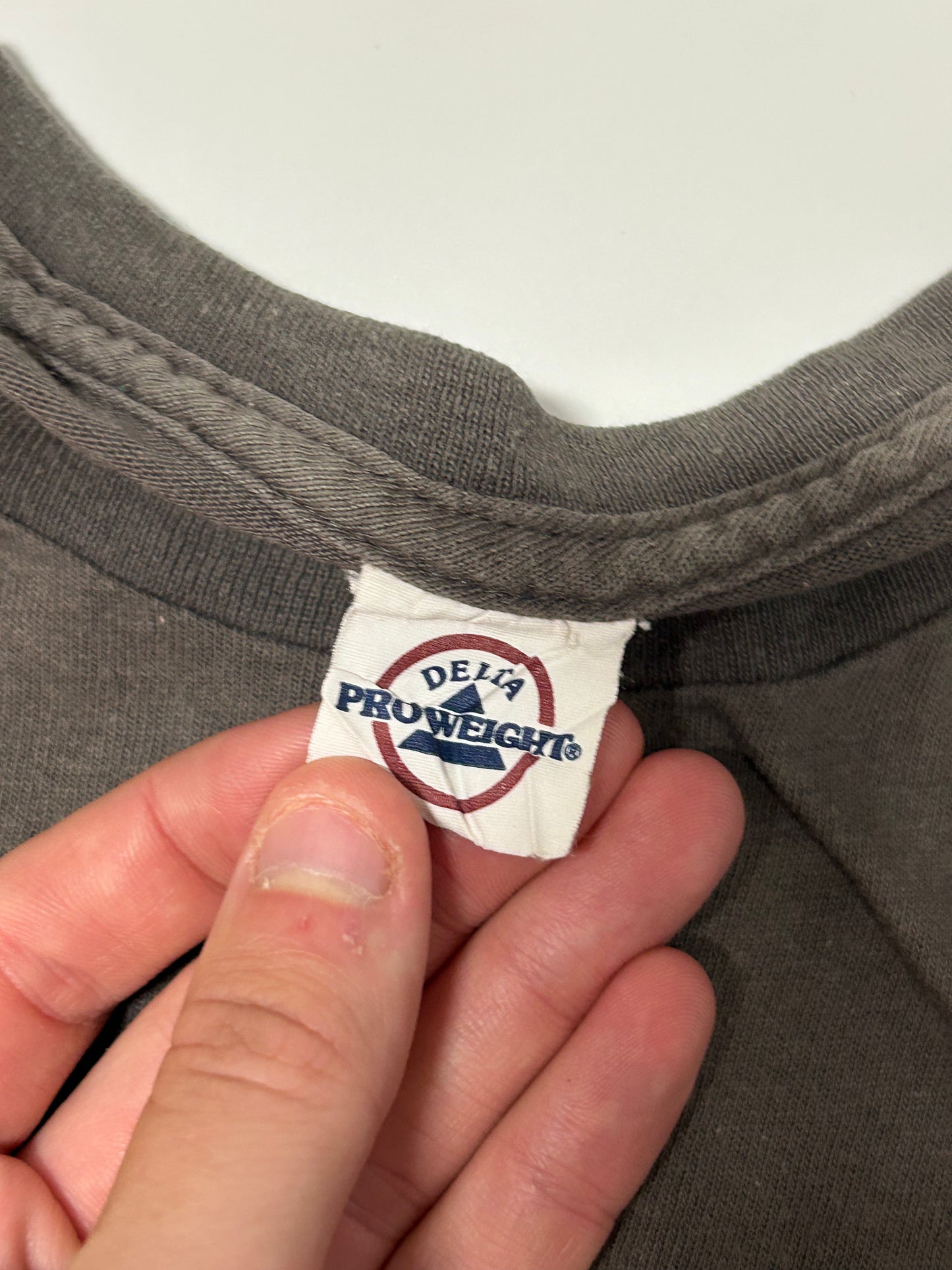 Vintage Family Guy Freakin epic tee (M)