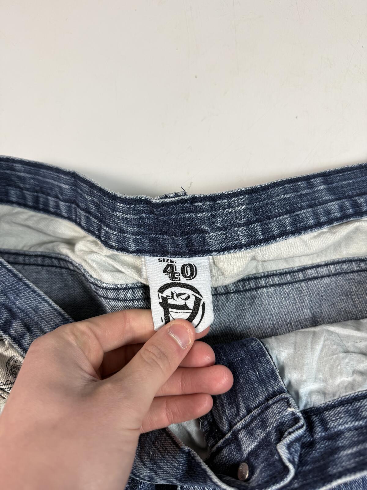 Vintage Y2K baggy hip hop jeans (W40)