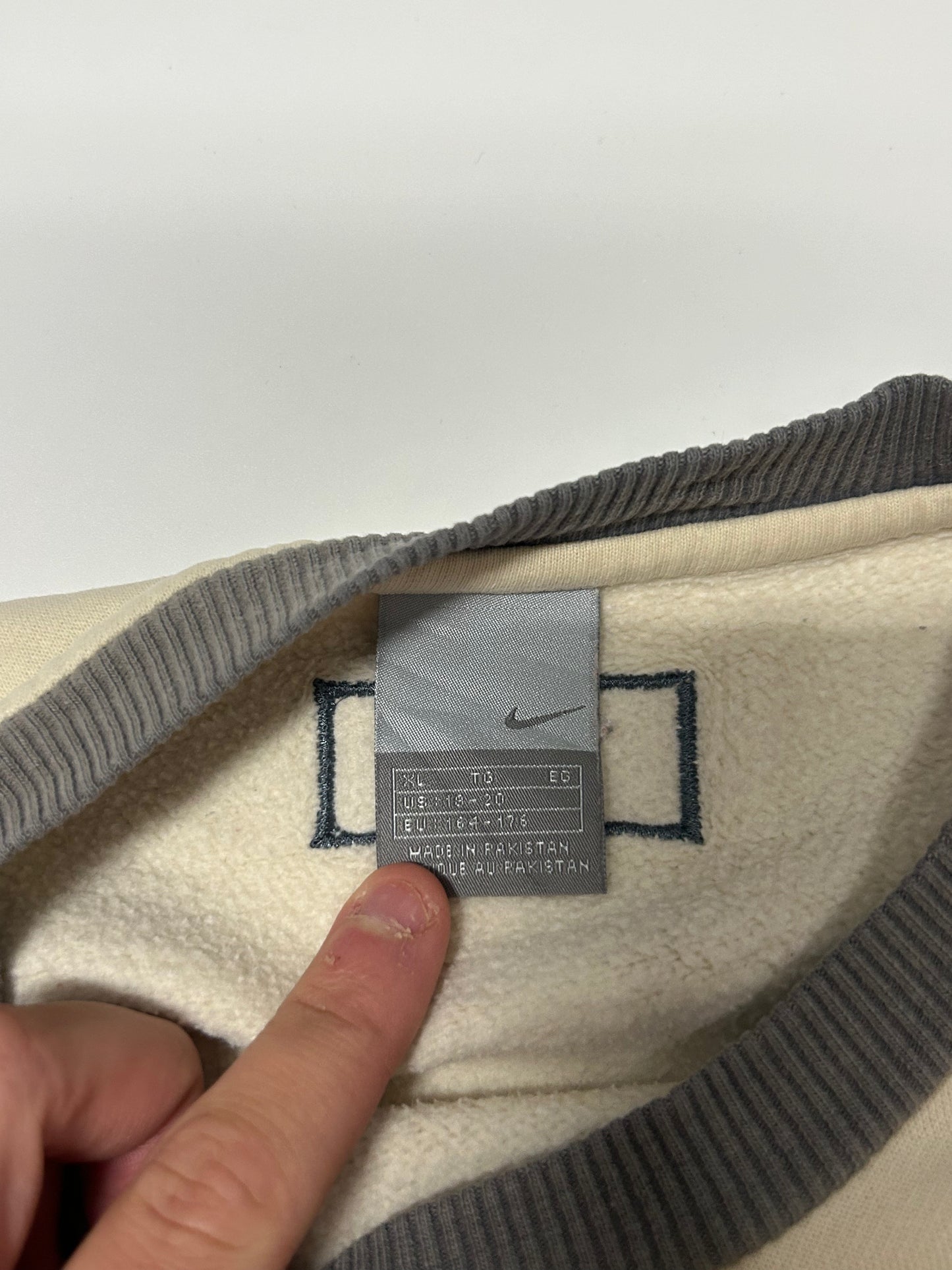 Vintage Nike spell out sweatshirt (M)