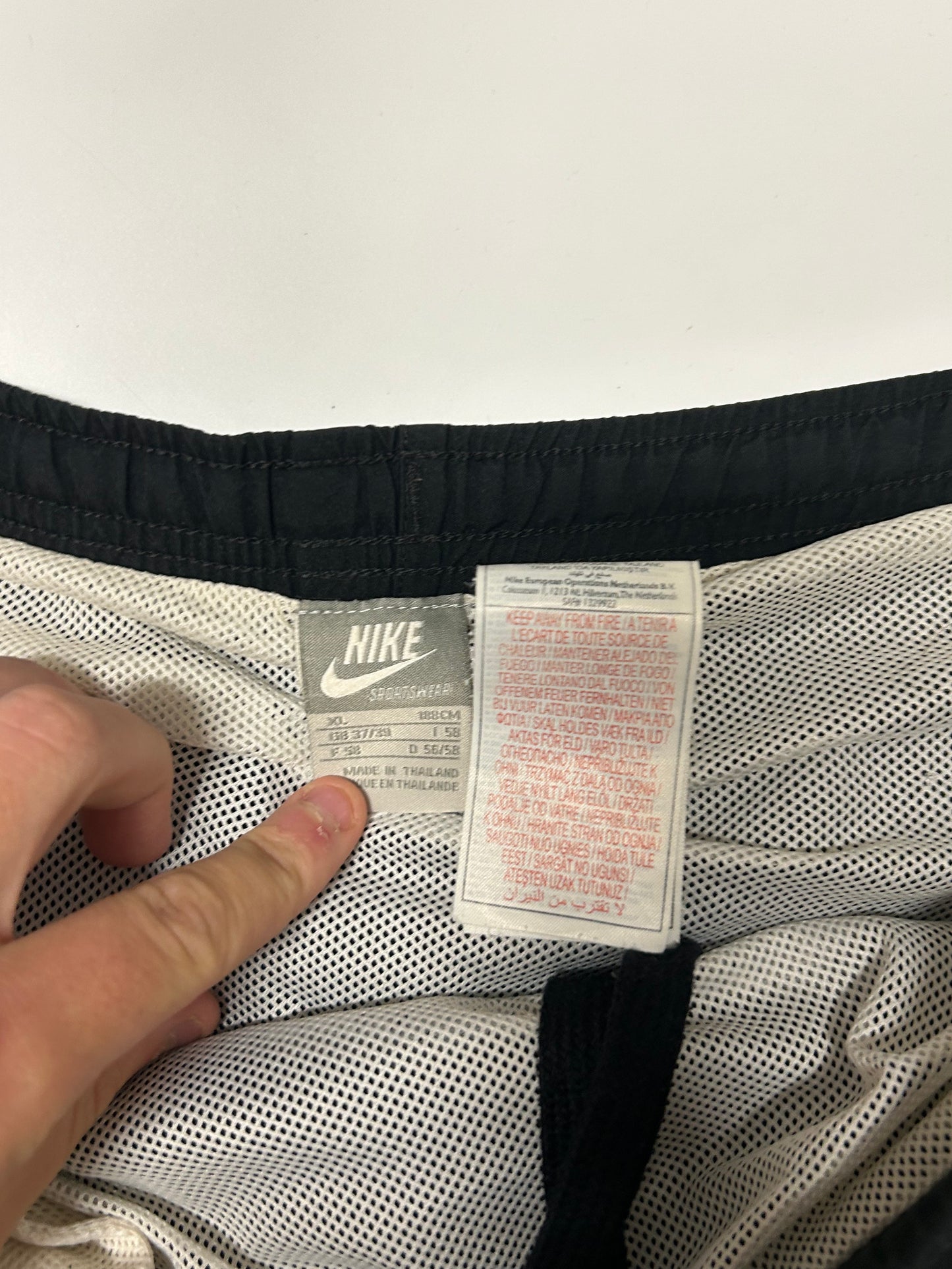 Vintage Nike shorts (XL)