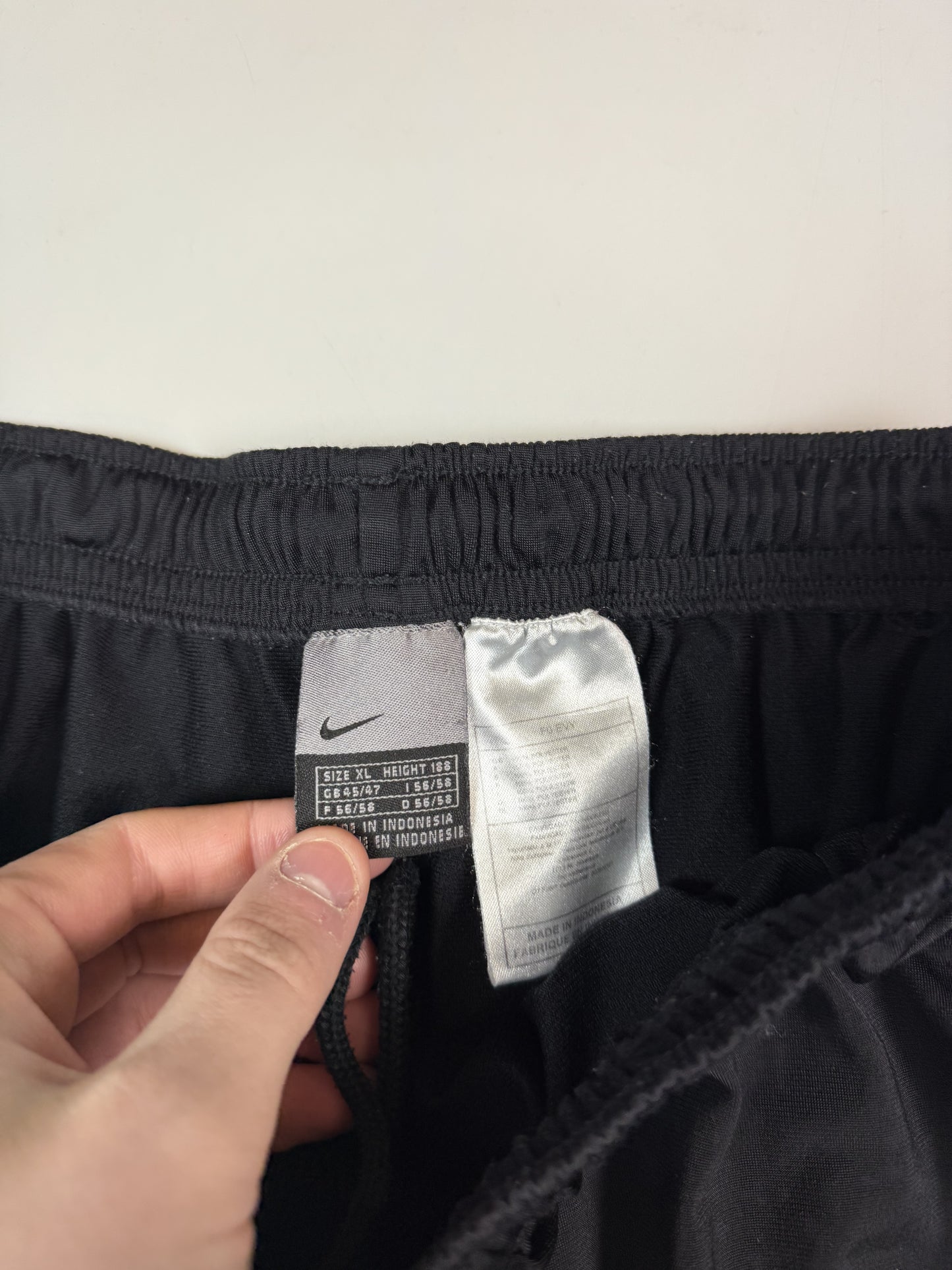 Vintage Nike mini swoosh baggy track pants (XL)