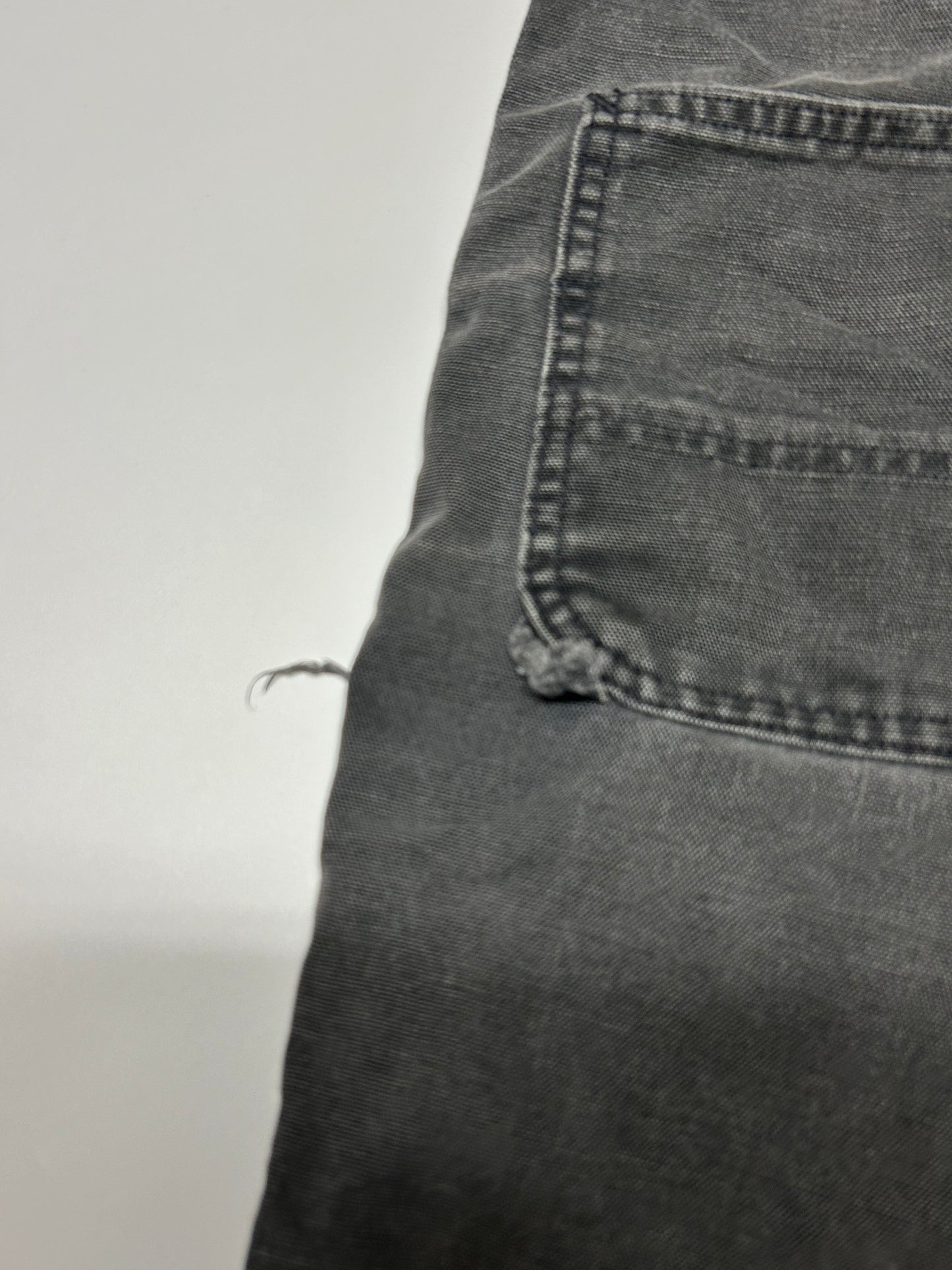 Vintage Carhartt carpenter jorts (W36)