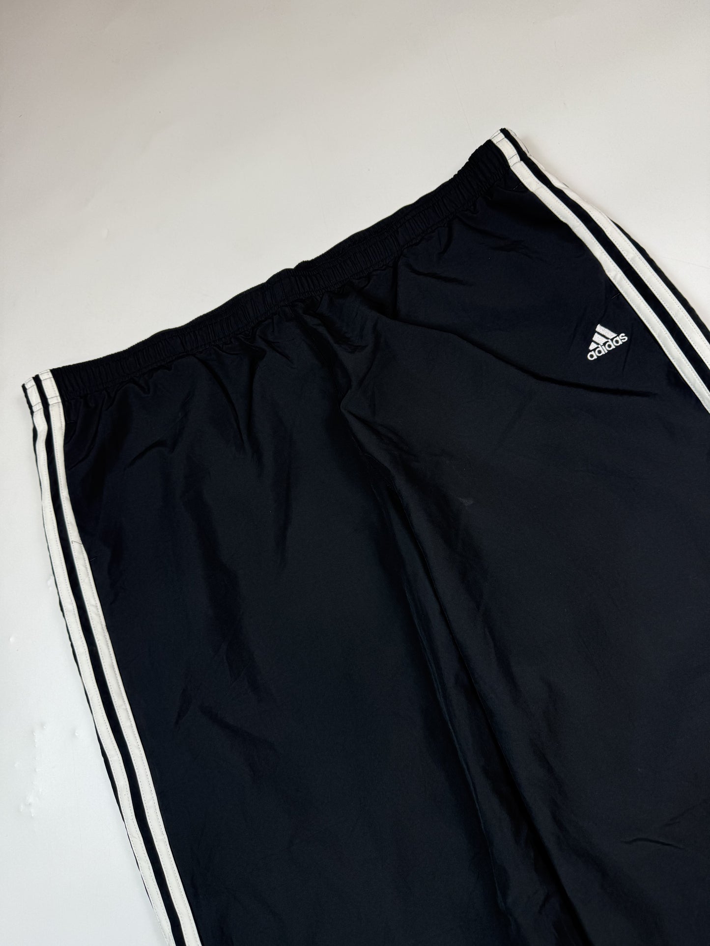 Vintage Adidas baggy track pants (XL)