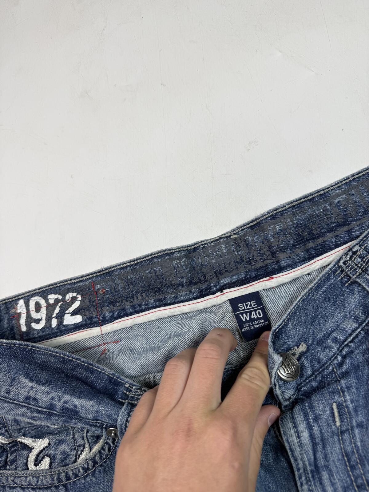 Vintage Y2K Ecko Unltd baggy hip hop jorts (W40)