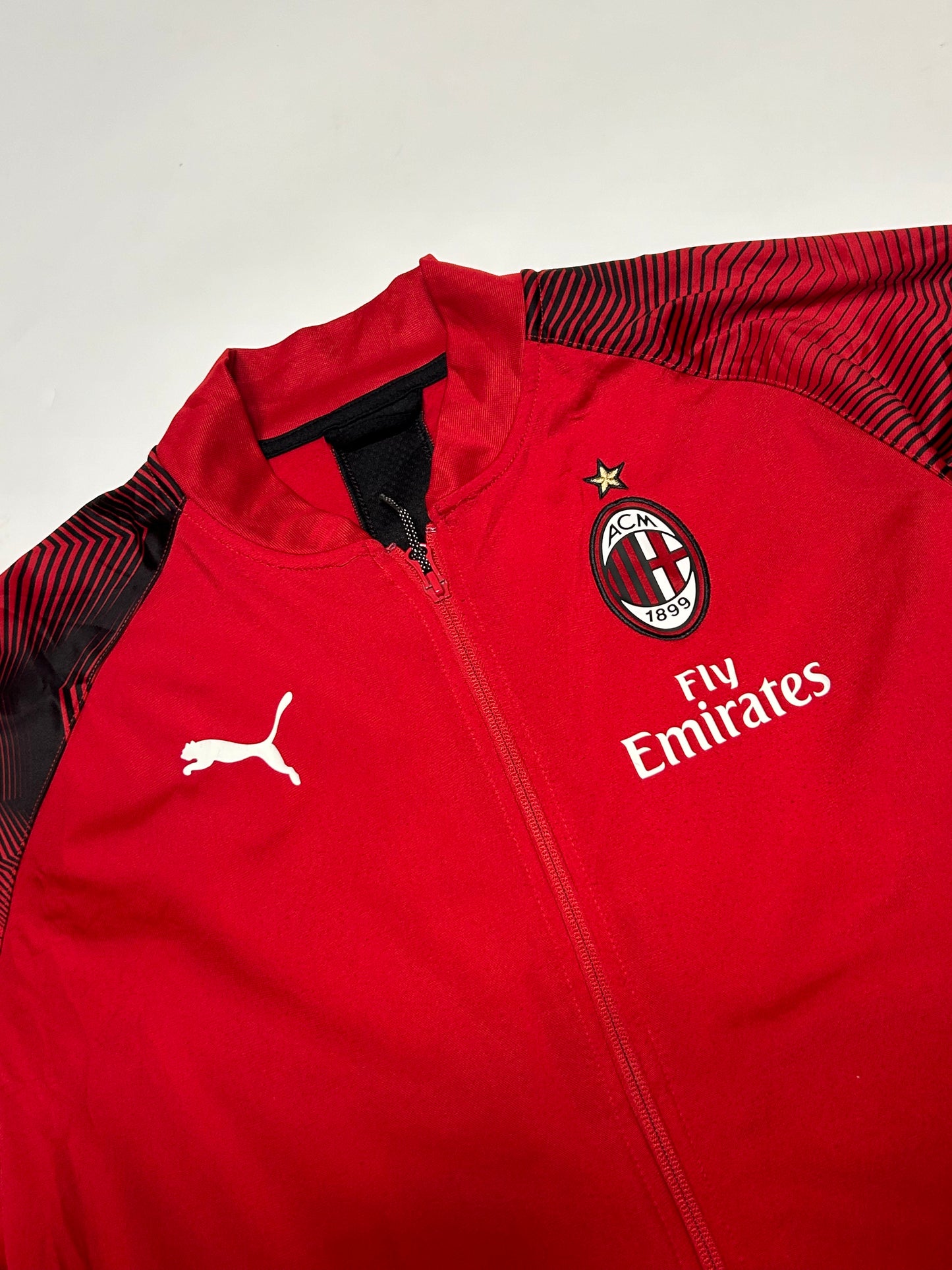 AC Milan 2019/20 Puma track jacket (S)