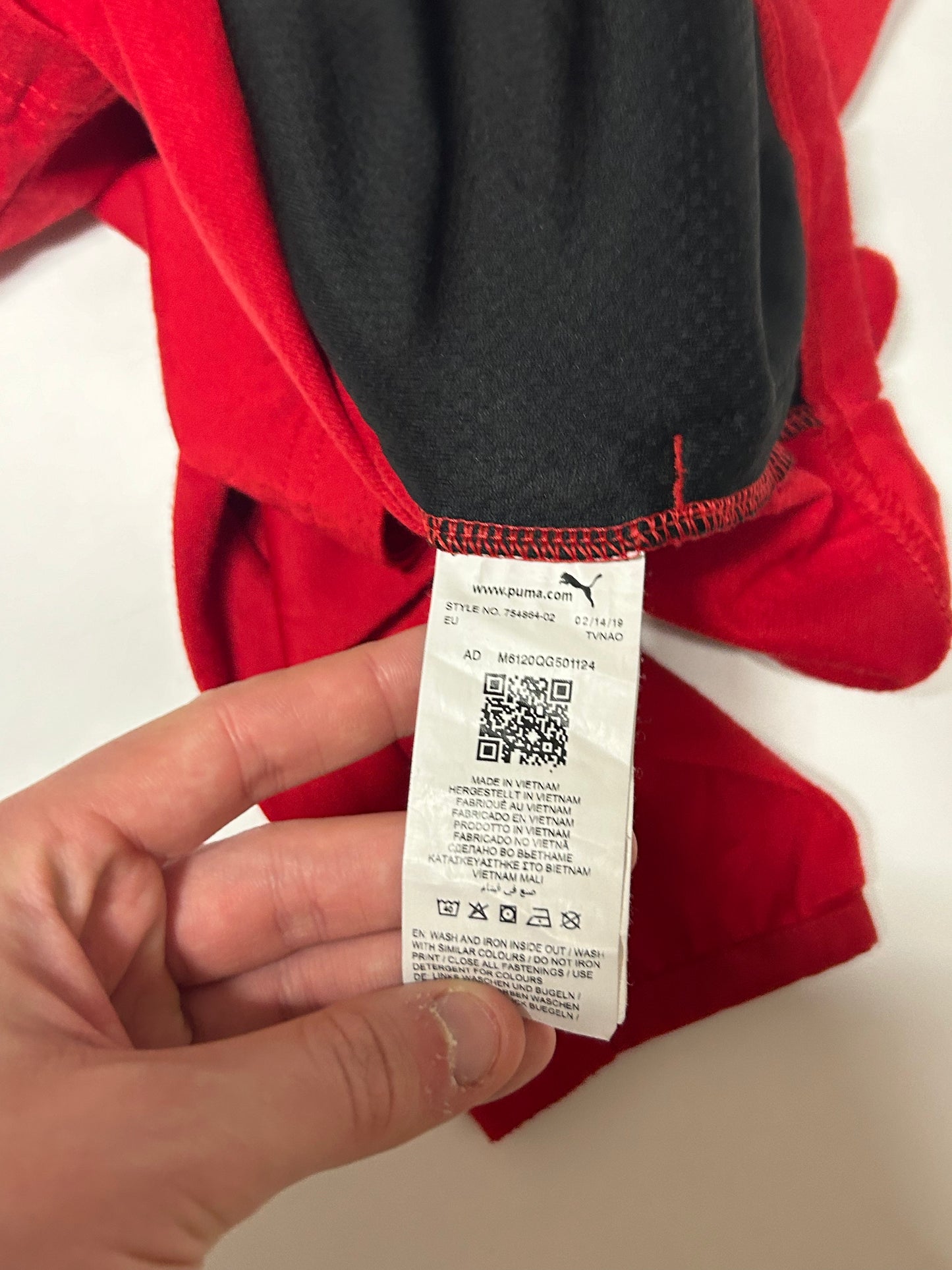 AC Milan 2019/20 Puma track jacket (S)