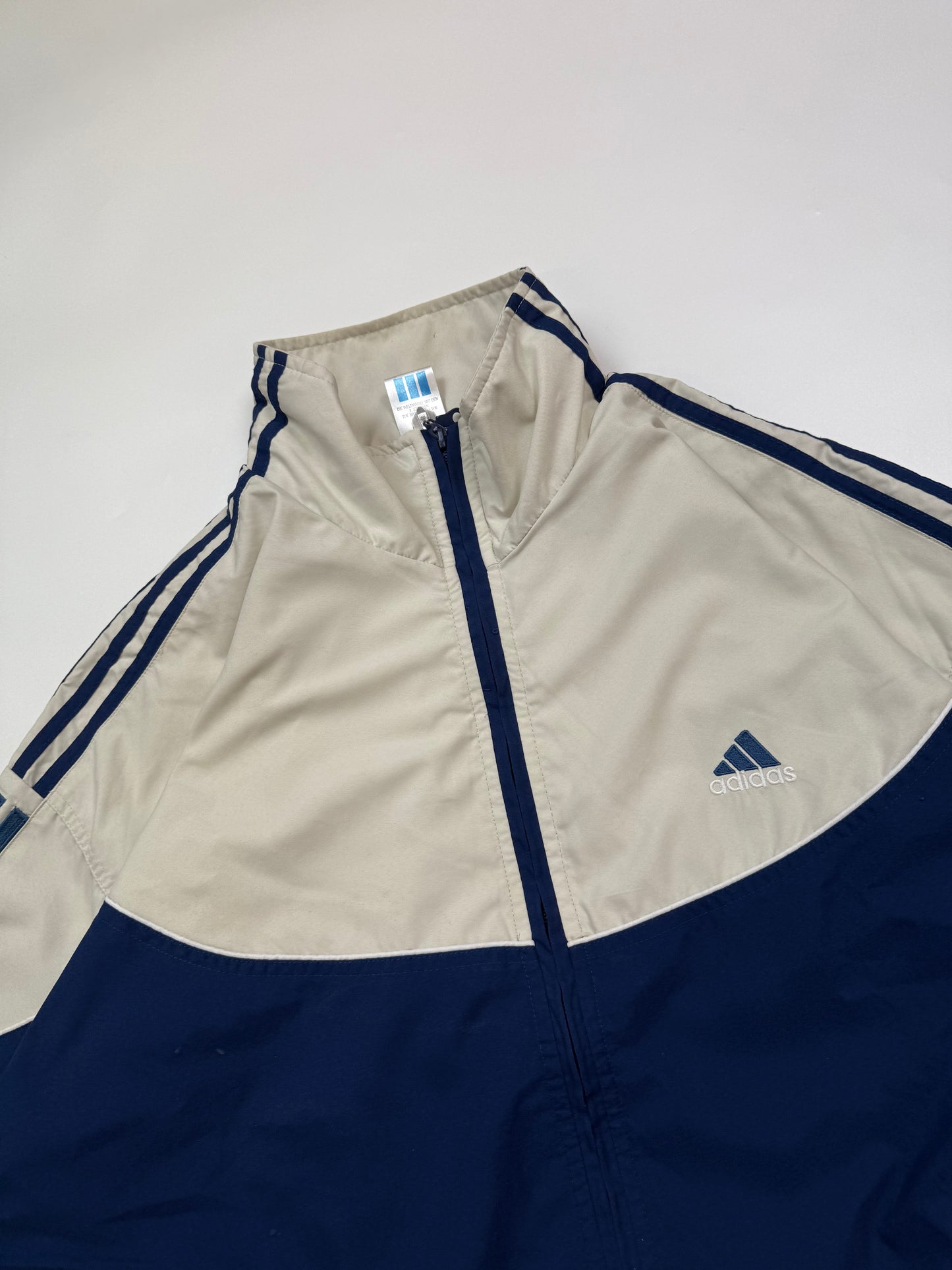 Vintage Adidas small logo track jacket (L)