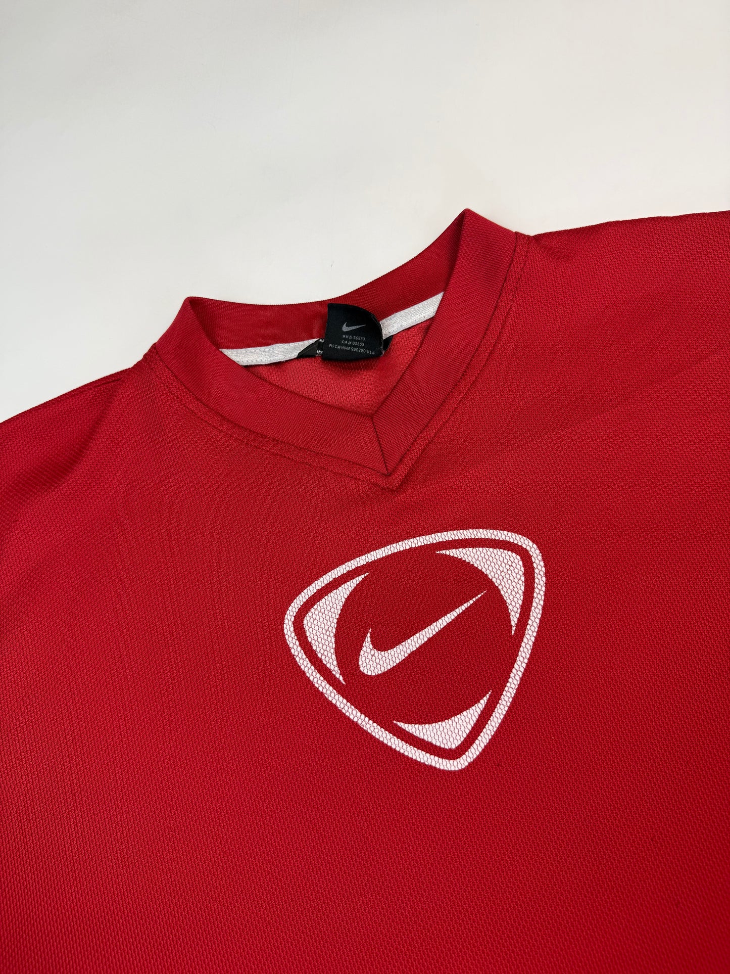 Vintage Nike shield football centre logo tee (XL)