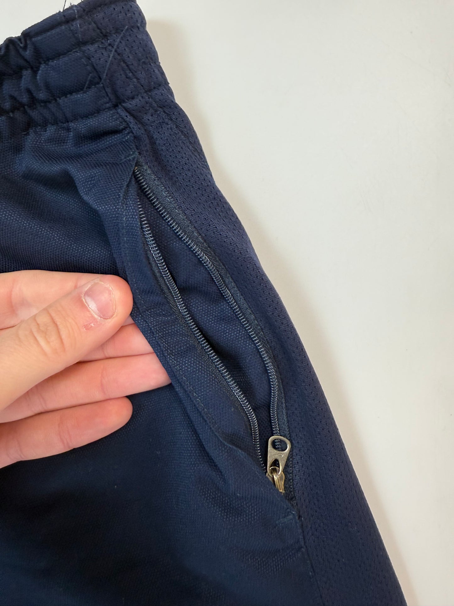 Vintage Nike T90 sport shorts (S)