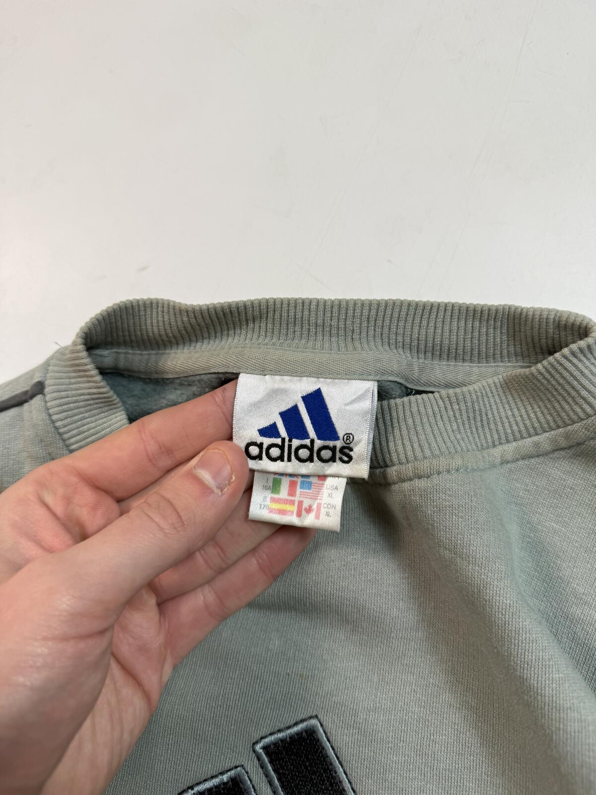 Vintage 90s adidas centre logo sweatshirt (S)