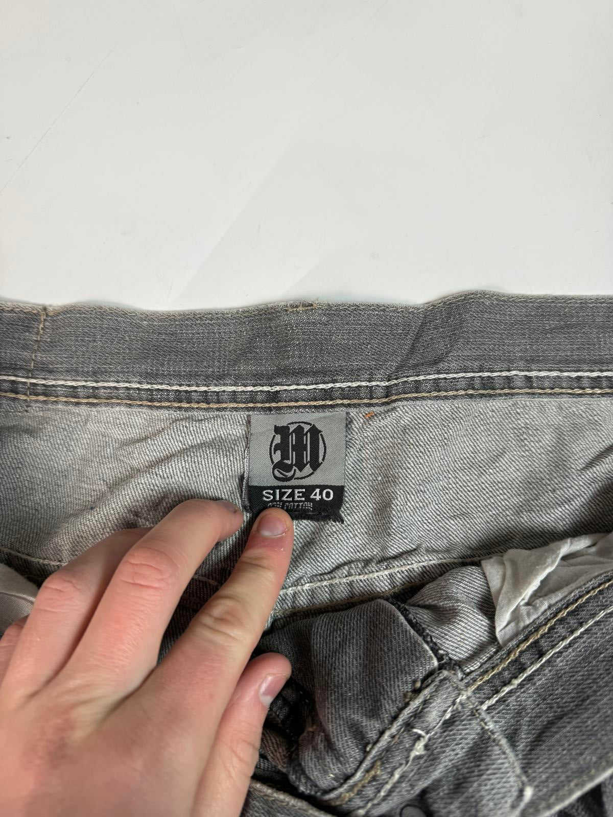 Vintage Y2K baggy hip hop Jeans (W40)