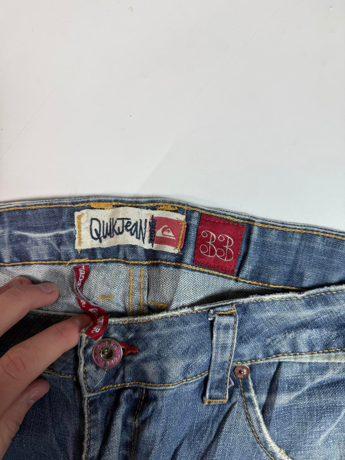 Vintage Y2K Quiksilver baggy hip hop Jeans (W33)