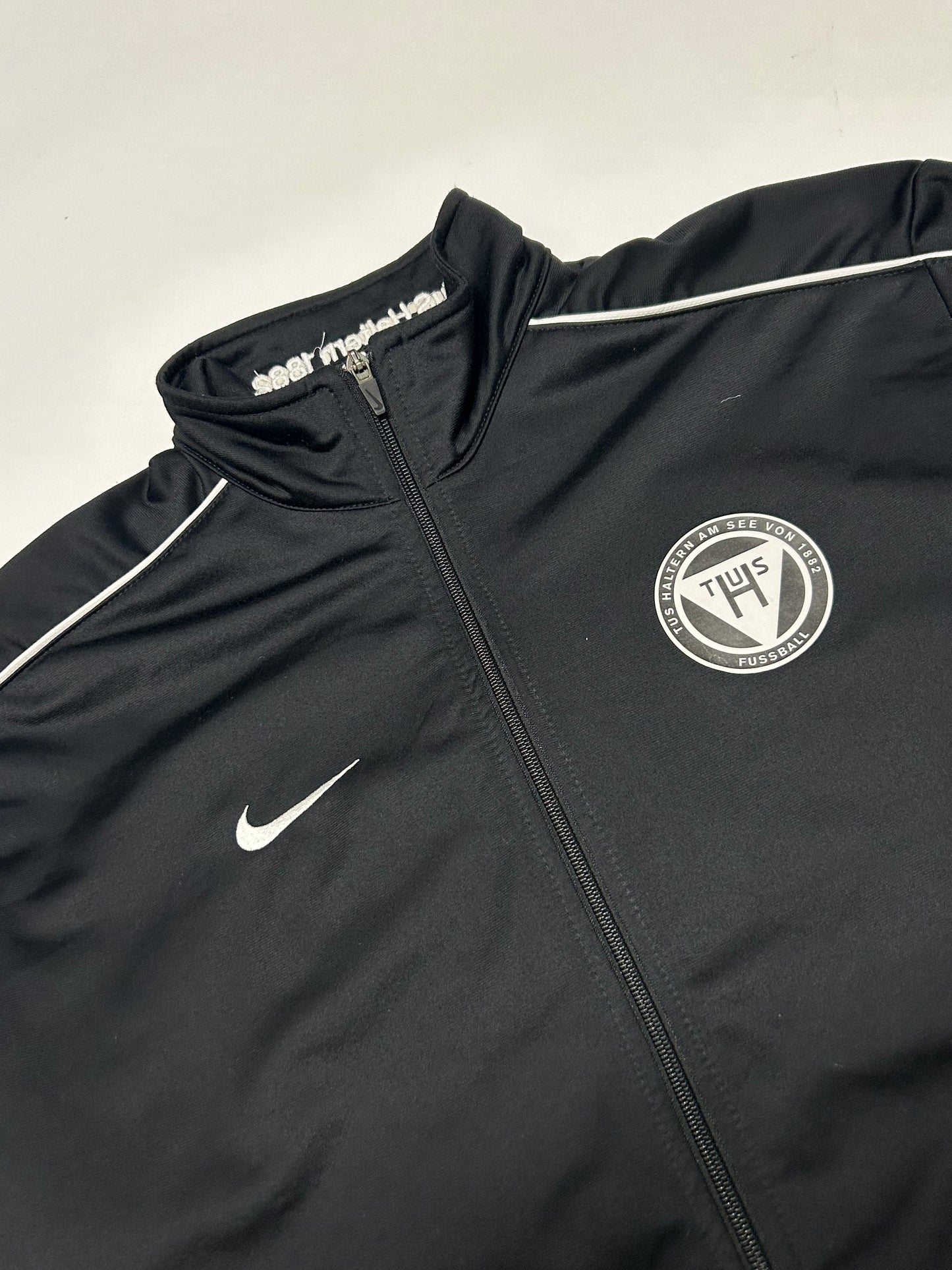 Vintage Nike football track jacket (L)