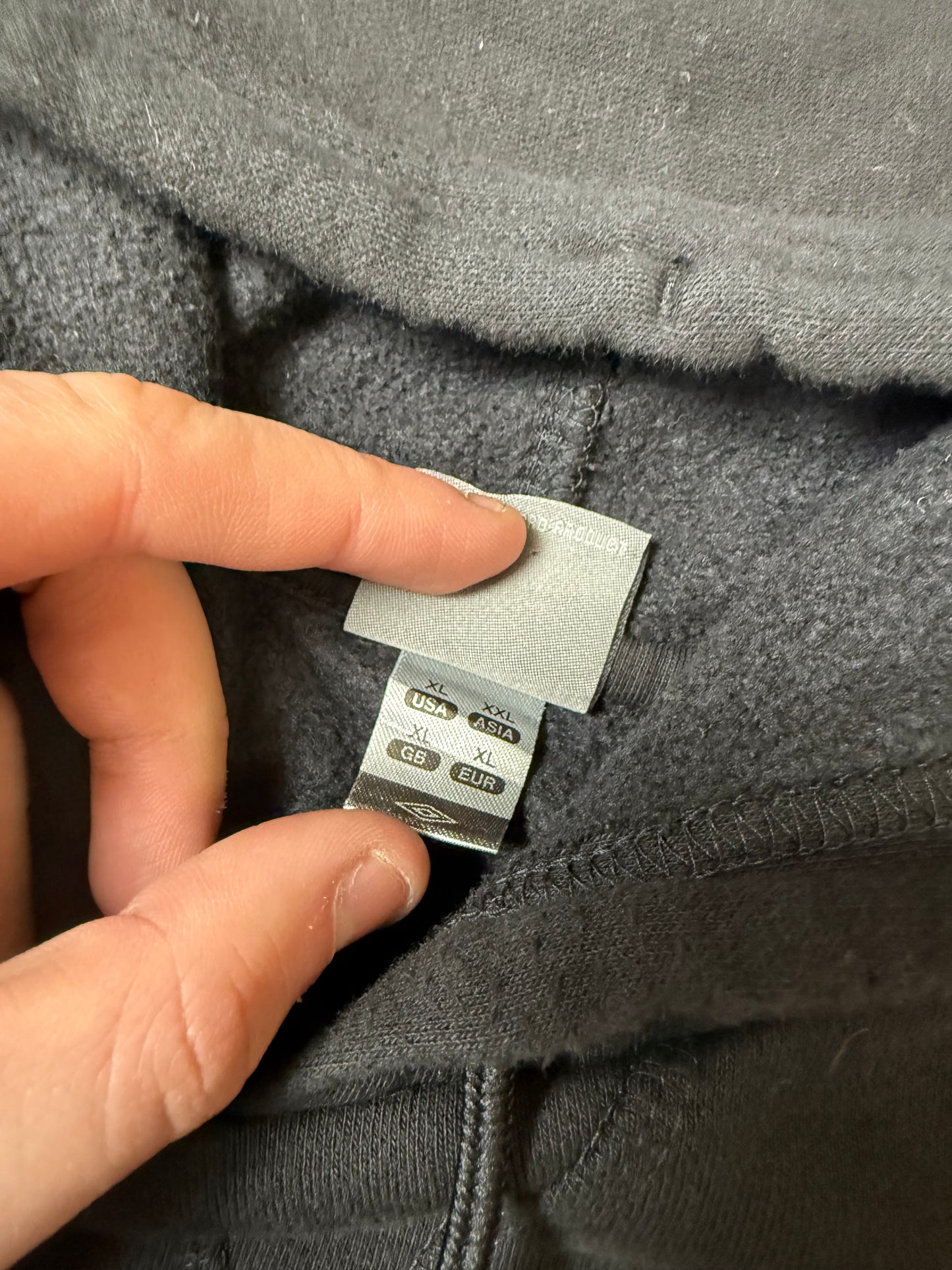 Vintage Umbro small logo hoodie (XL)