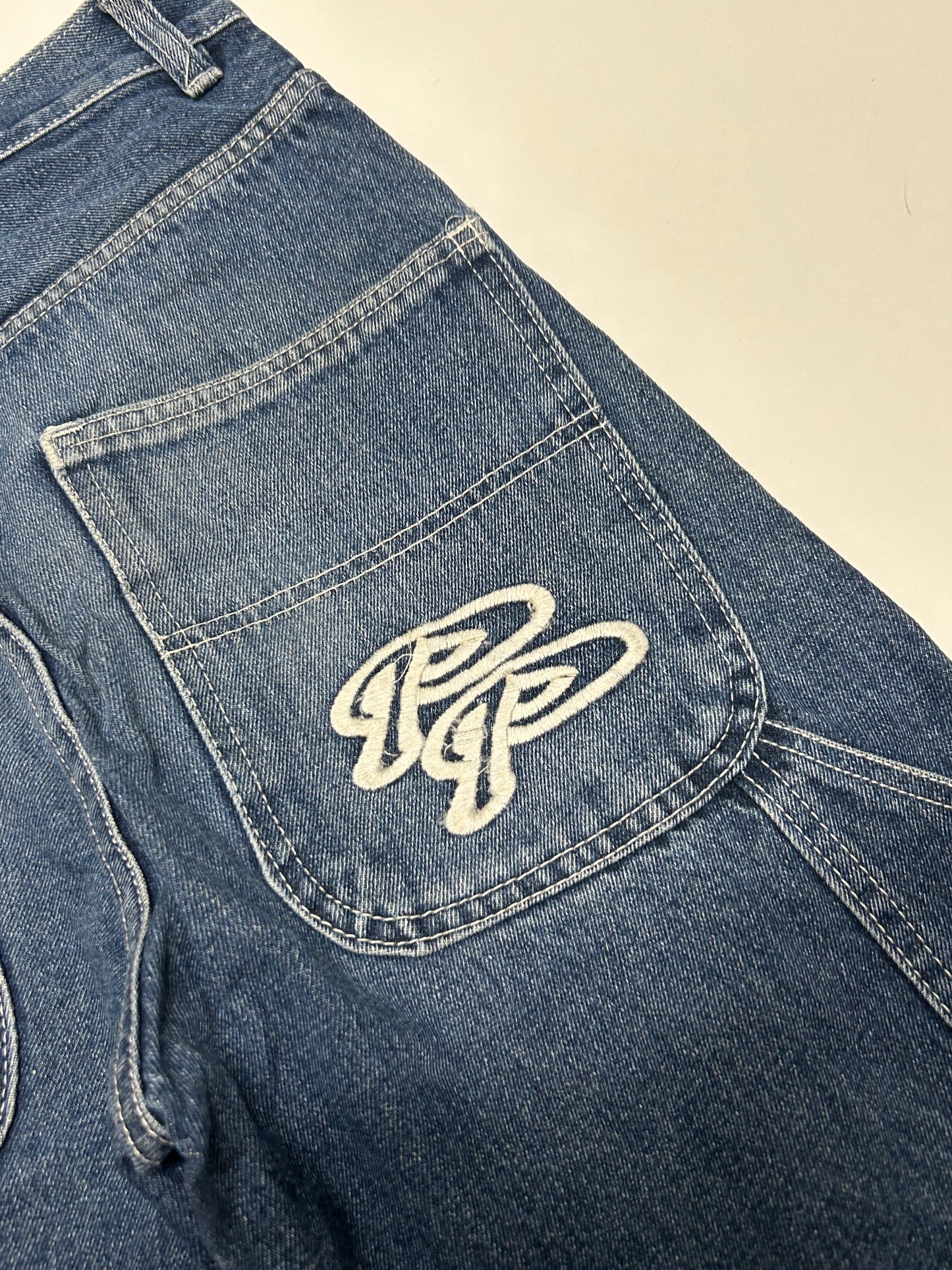 Vintage Pelle Pelle baggy carpenter jorts (W28)