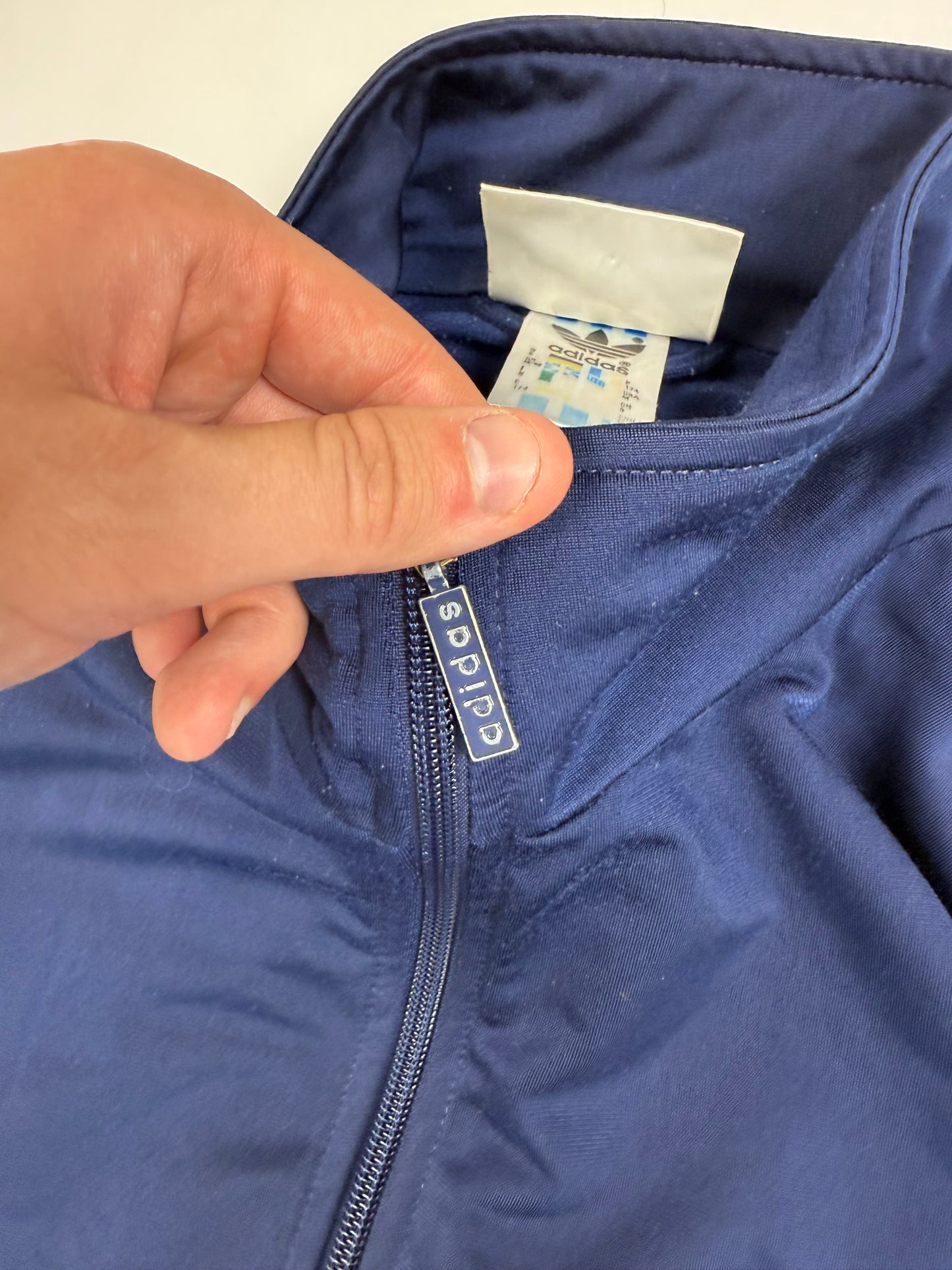 Vintage 90s adidas originals track top (M)