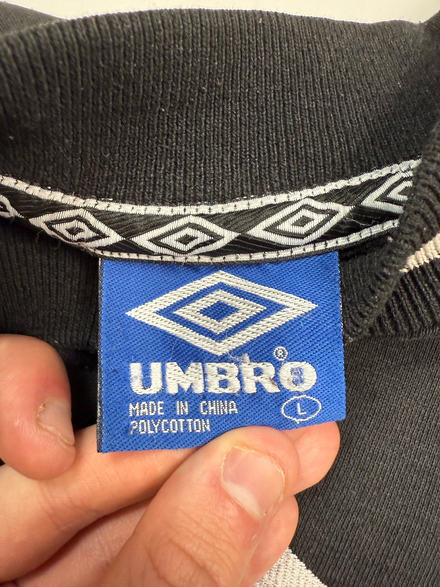 Vintage 90s Umbro big logo sweatshirt (L)
