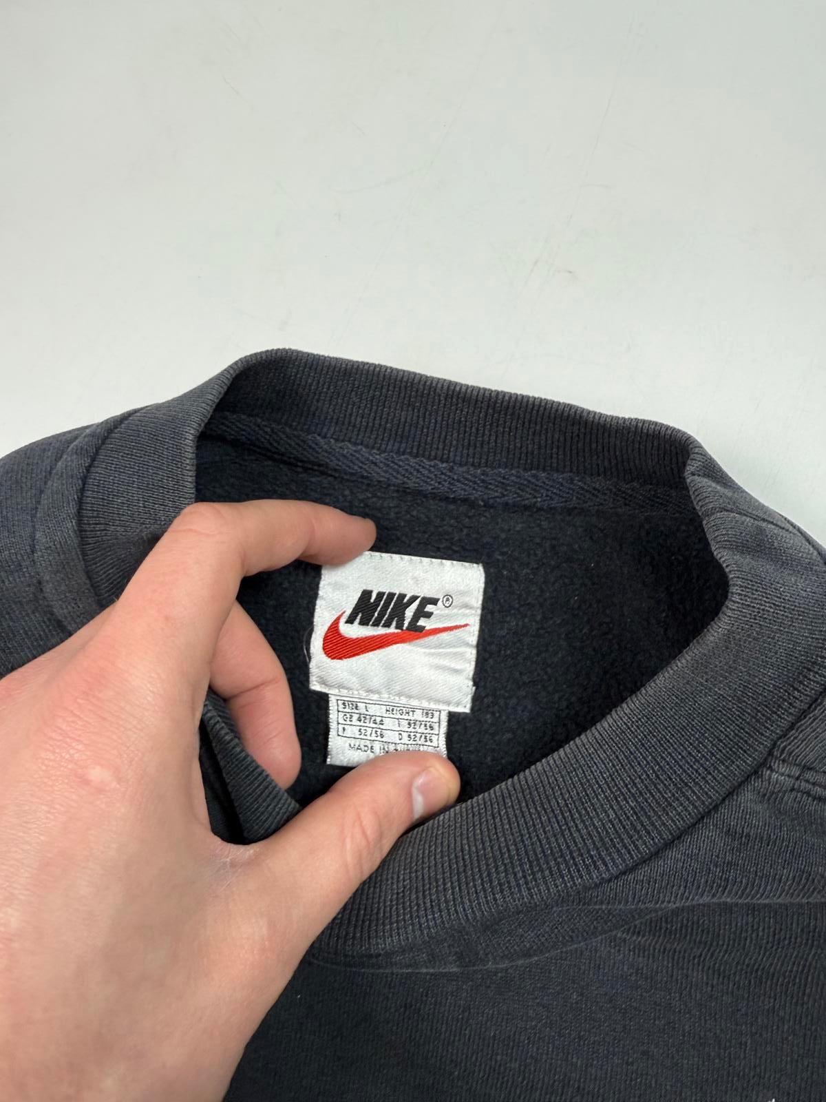 Vintage 90s Nike mini swoosh sweatshirt (L)