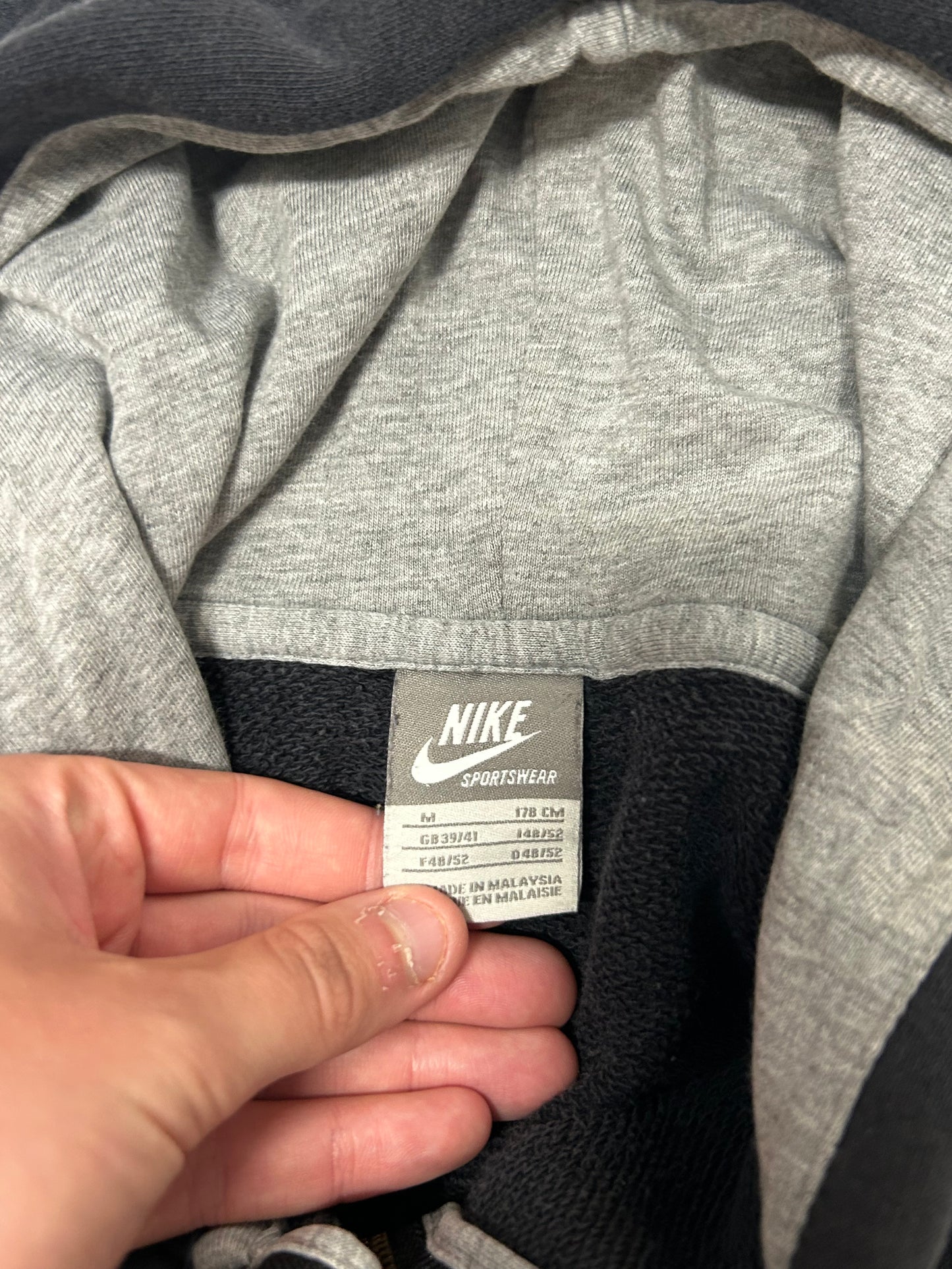 Vintage Nike track & field hoodie (M)