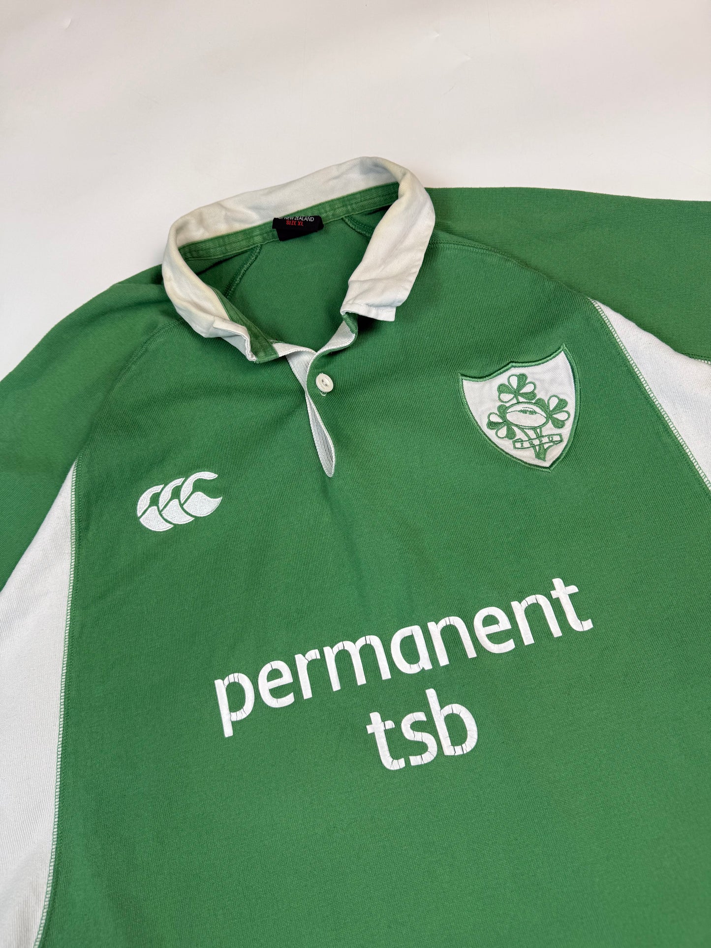 Vintage Ireland 2005/06 Canterbury rugby union shirt (XL)