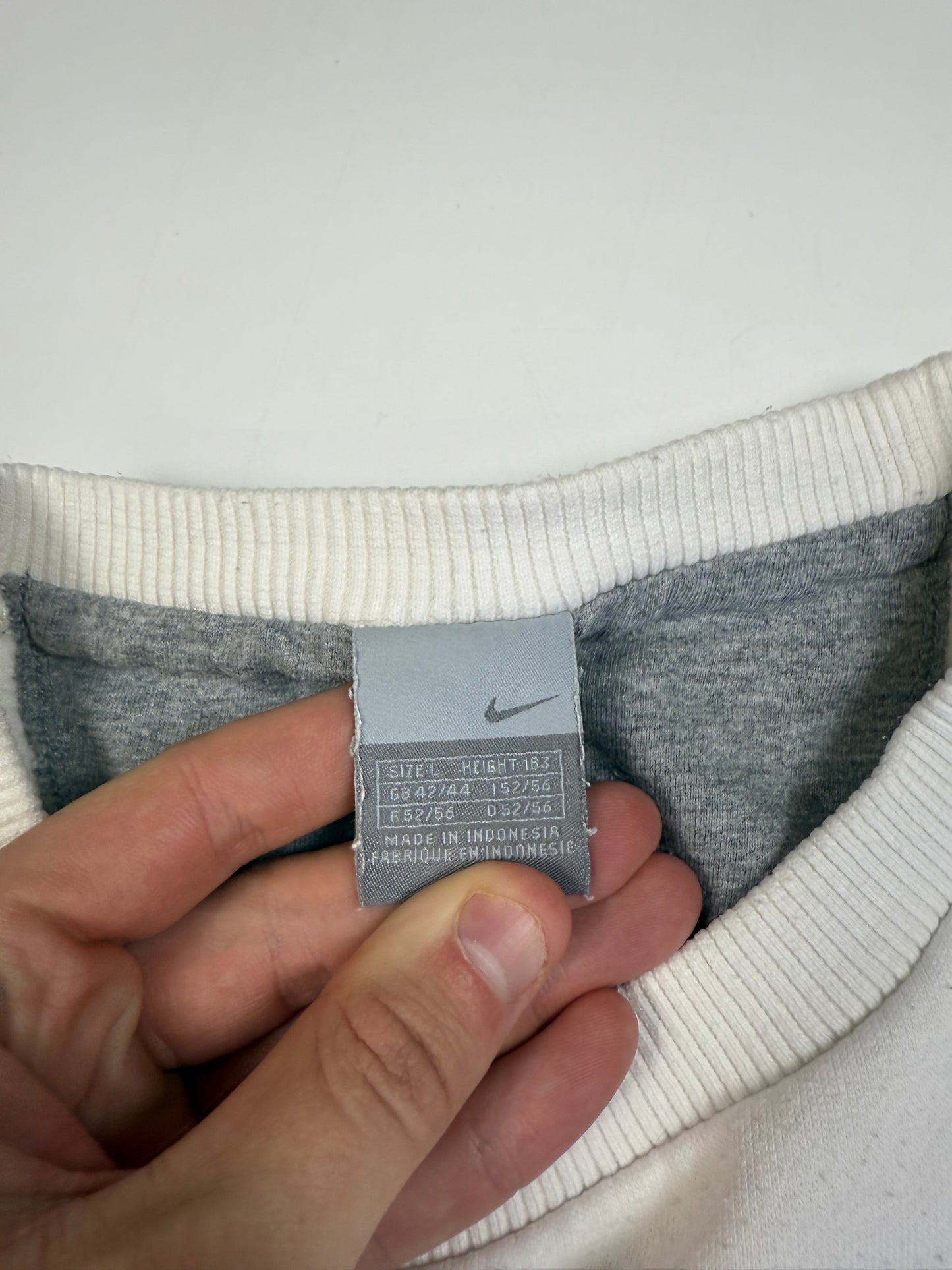 Vintage Nike small logo sweatshirt (L)