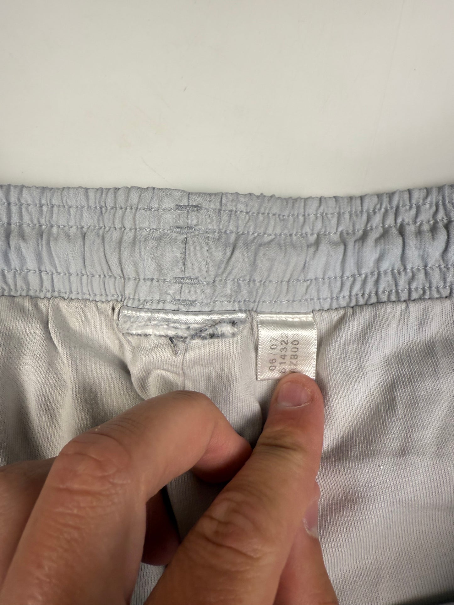 Vintage Adidas side stripe baggy track pants (M)