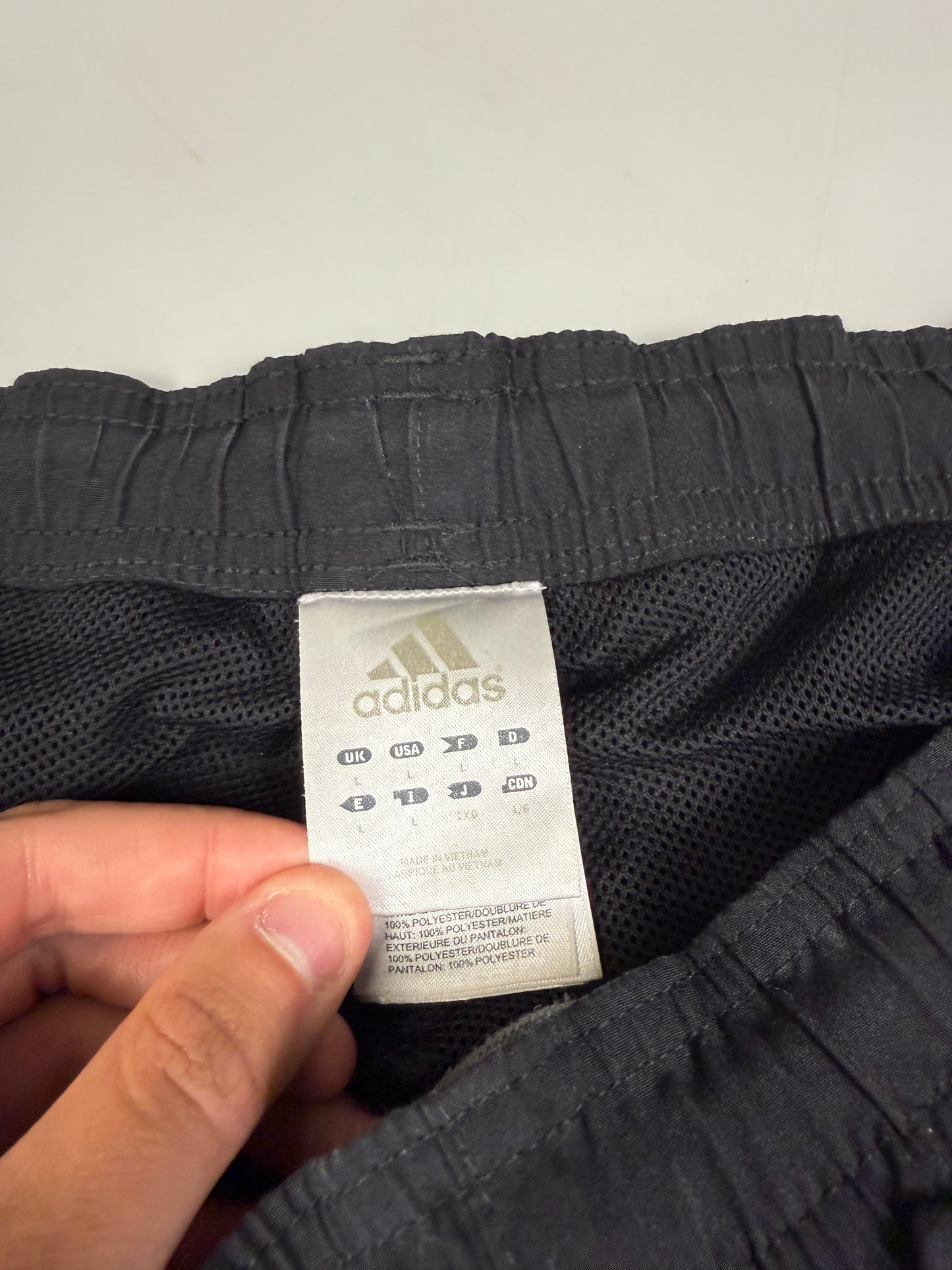 Vintage Adidas baggy track pants (L)