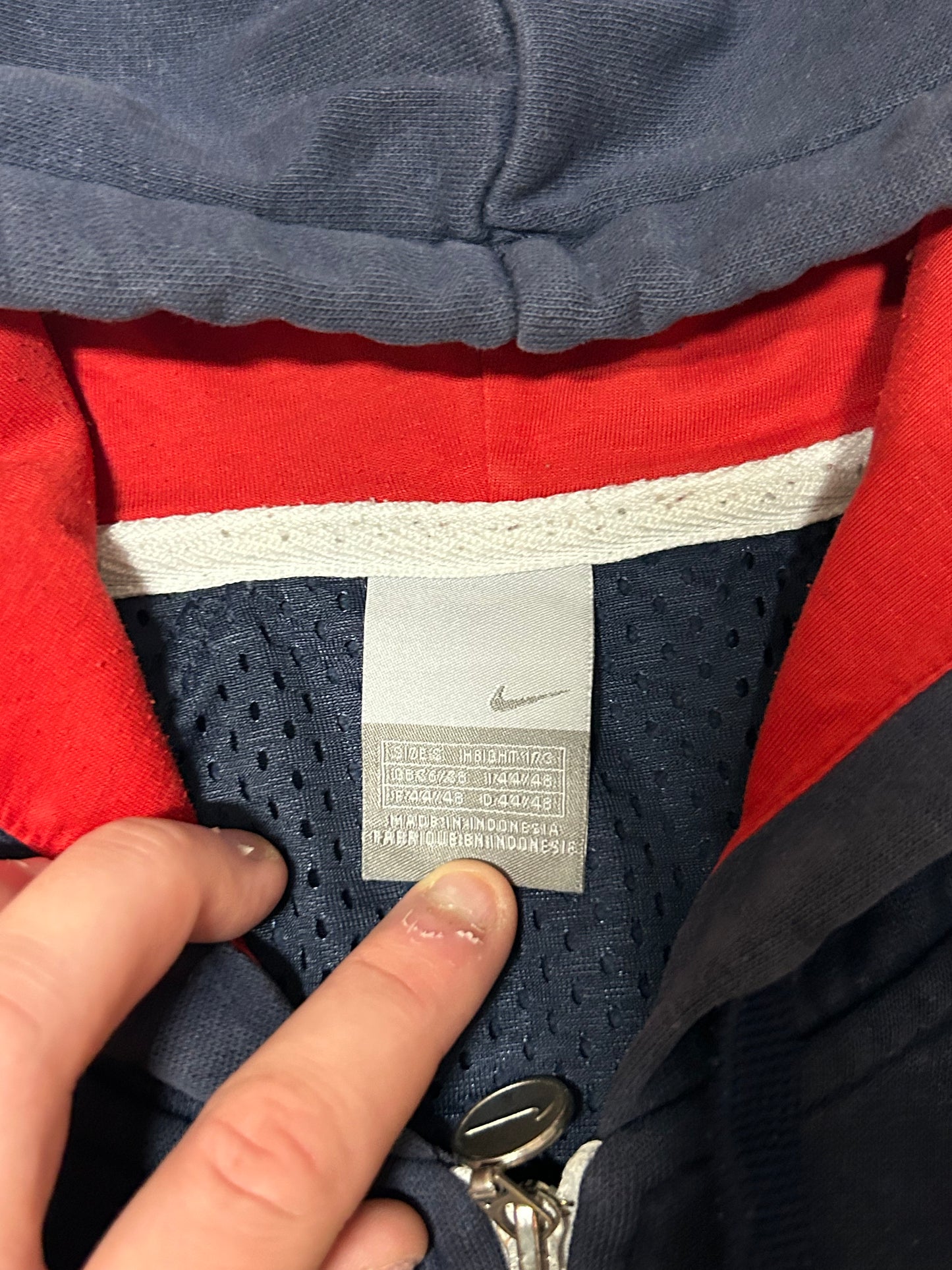 Vintage Nike mini swoosh zip up hoodie (S)