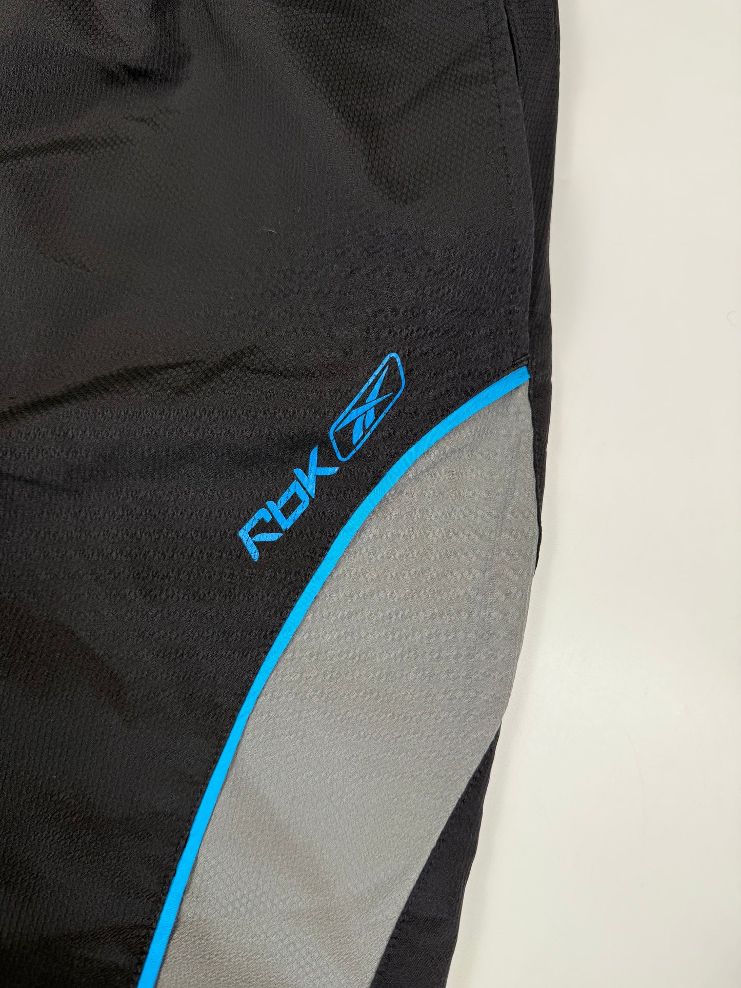 Vintage Reebok baggy track pants (M)