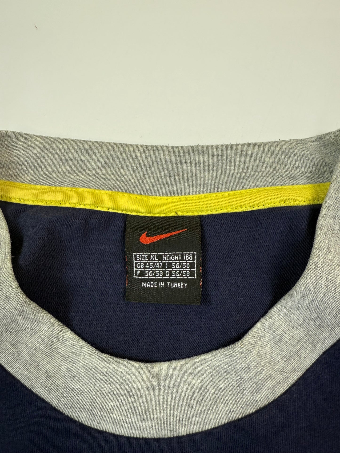 Vintage 90s Nike centre swoosh tee (XL)