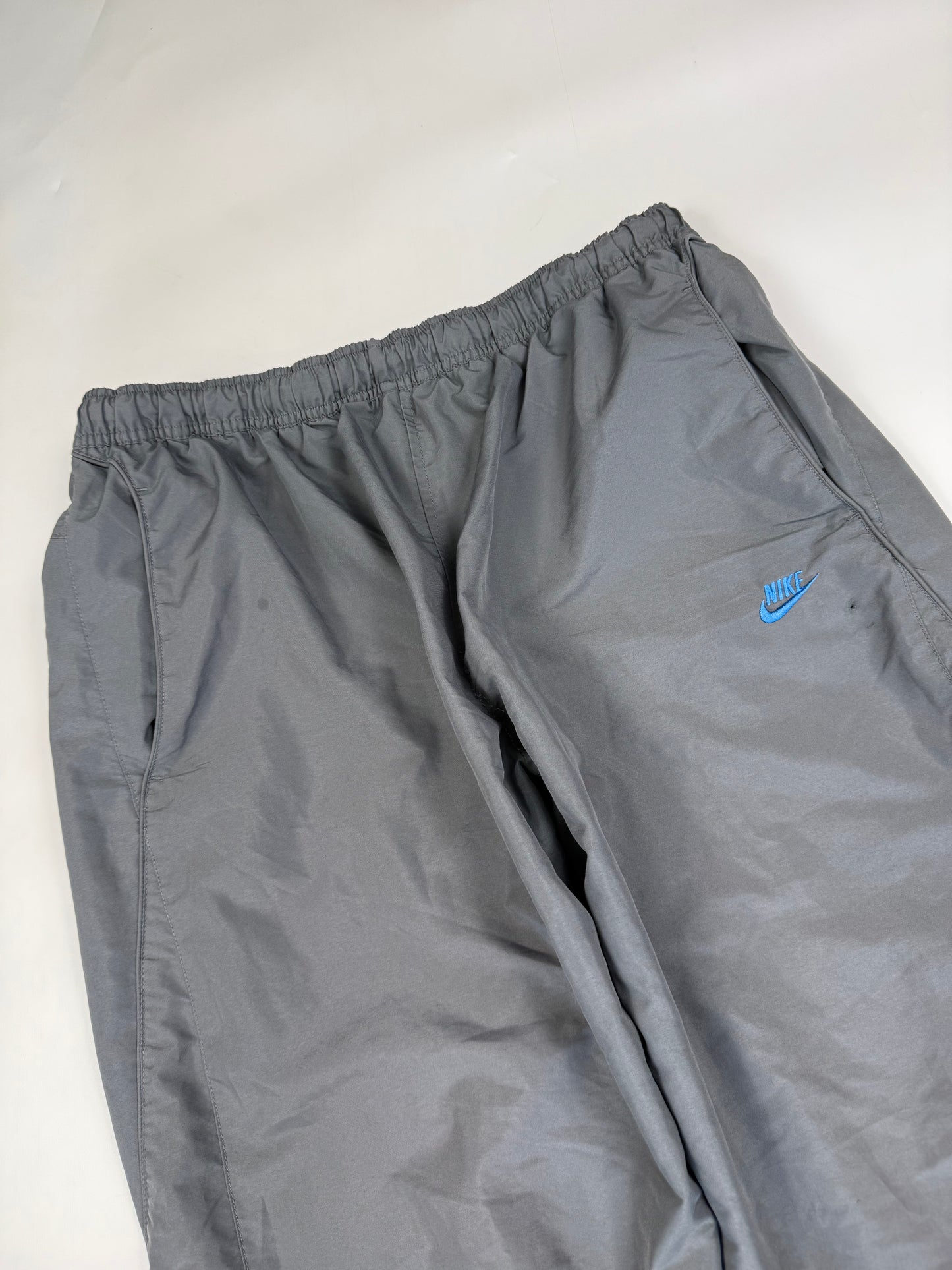 Vintage Nike baggy track pants (XL)
