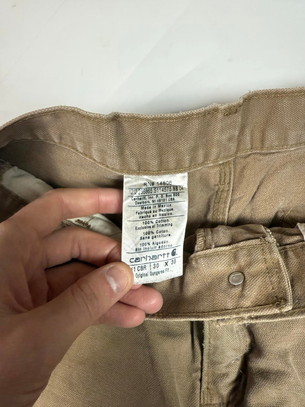 Carhartt baggy carpenter pants (W30)