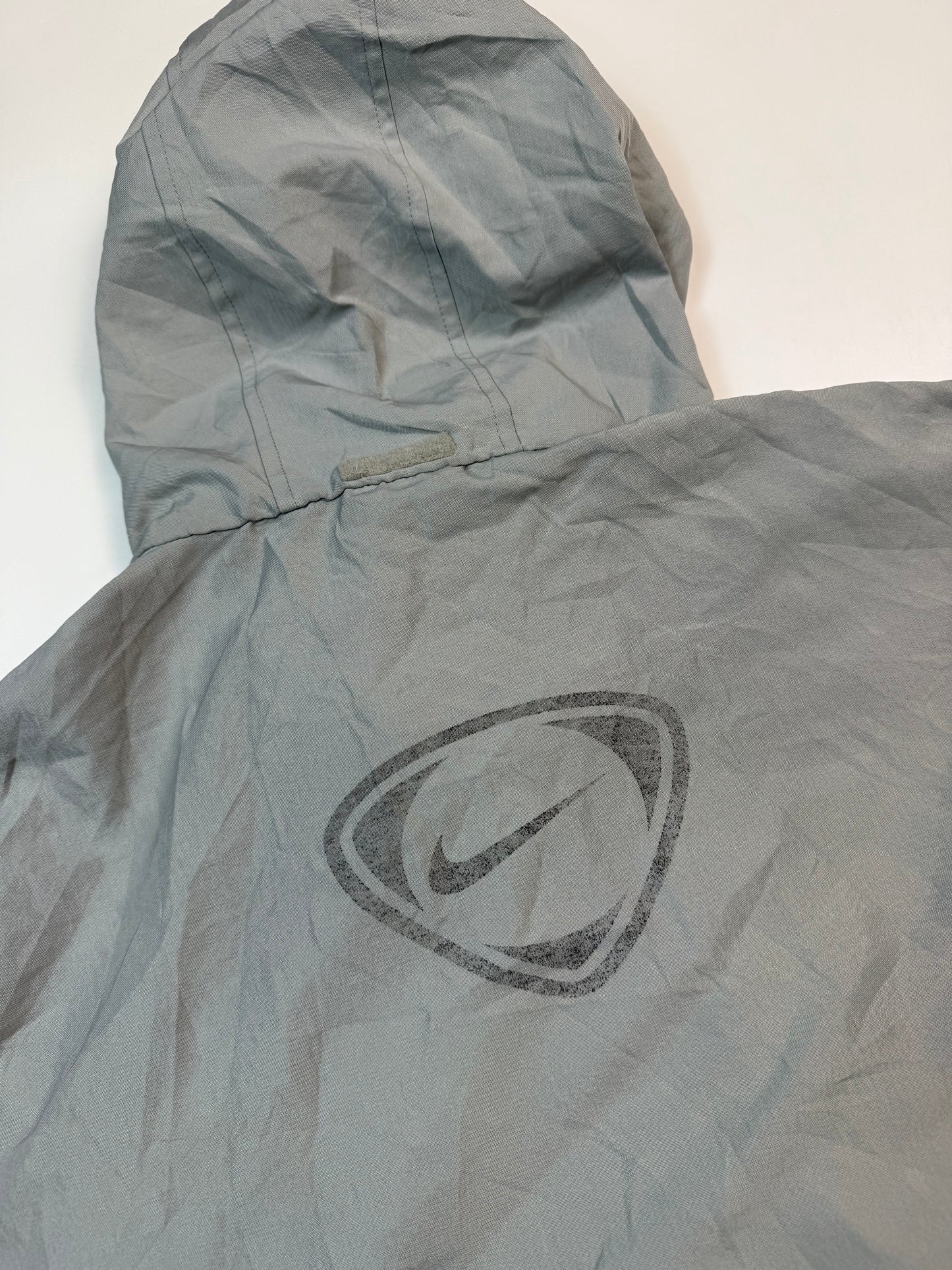 Vintage Nike shield football hooded track jacket (XXL)