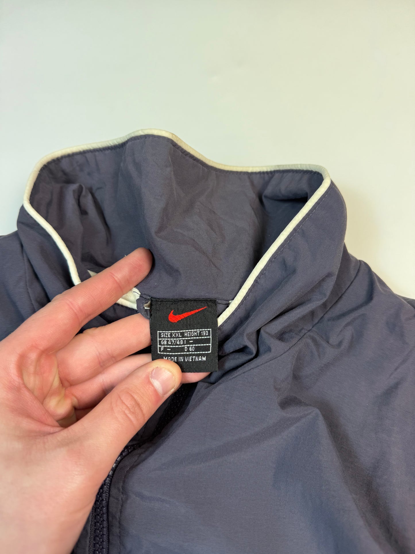 Vintage 90s Nike spell out rain jacket (XXL)