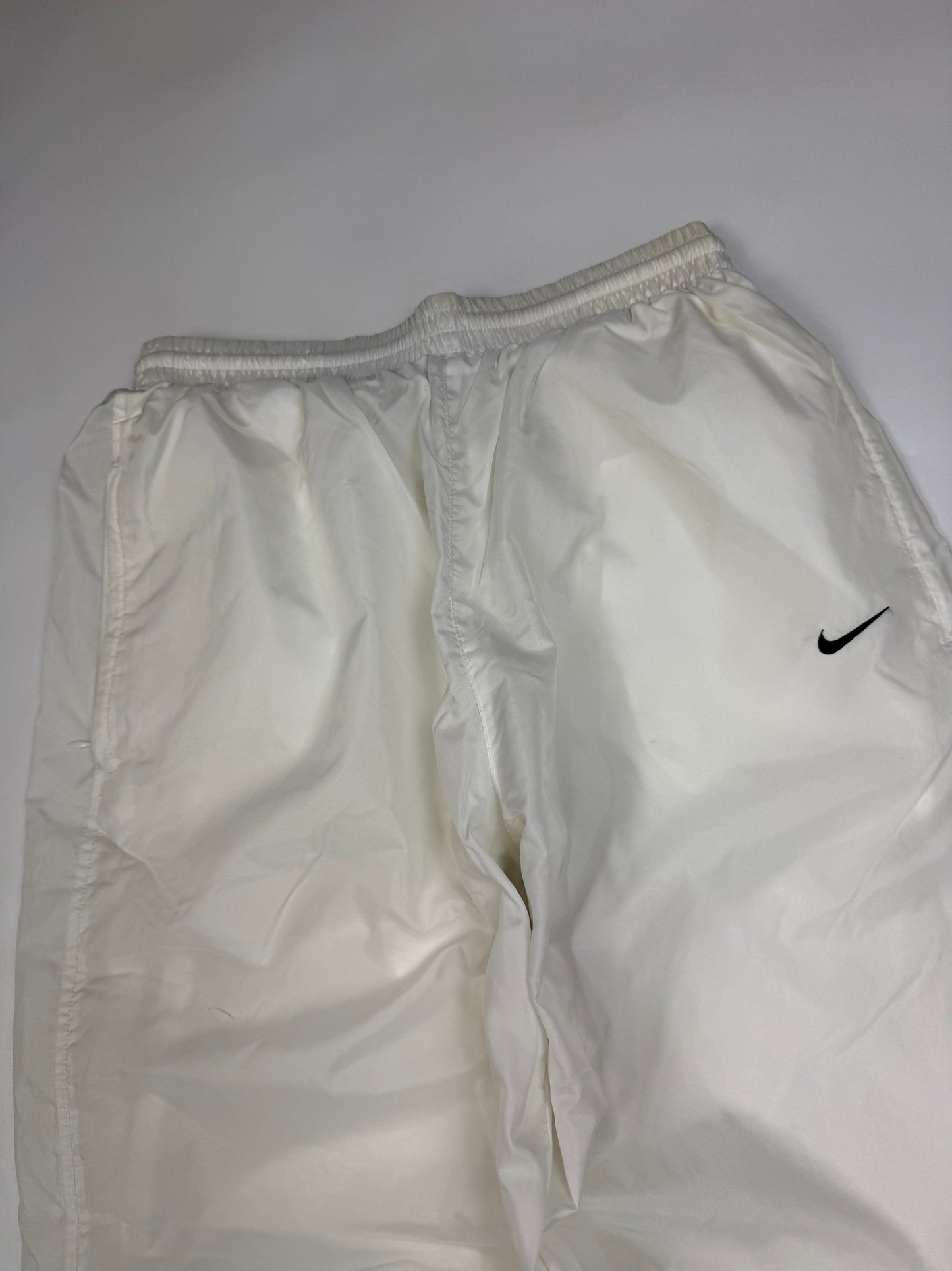 Vintage Nike mini swoosh baggy track pants (M)