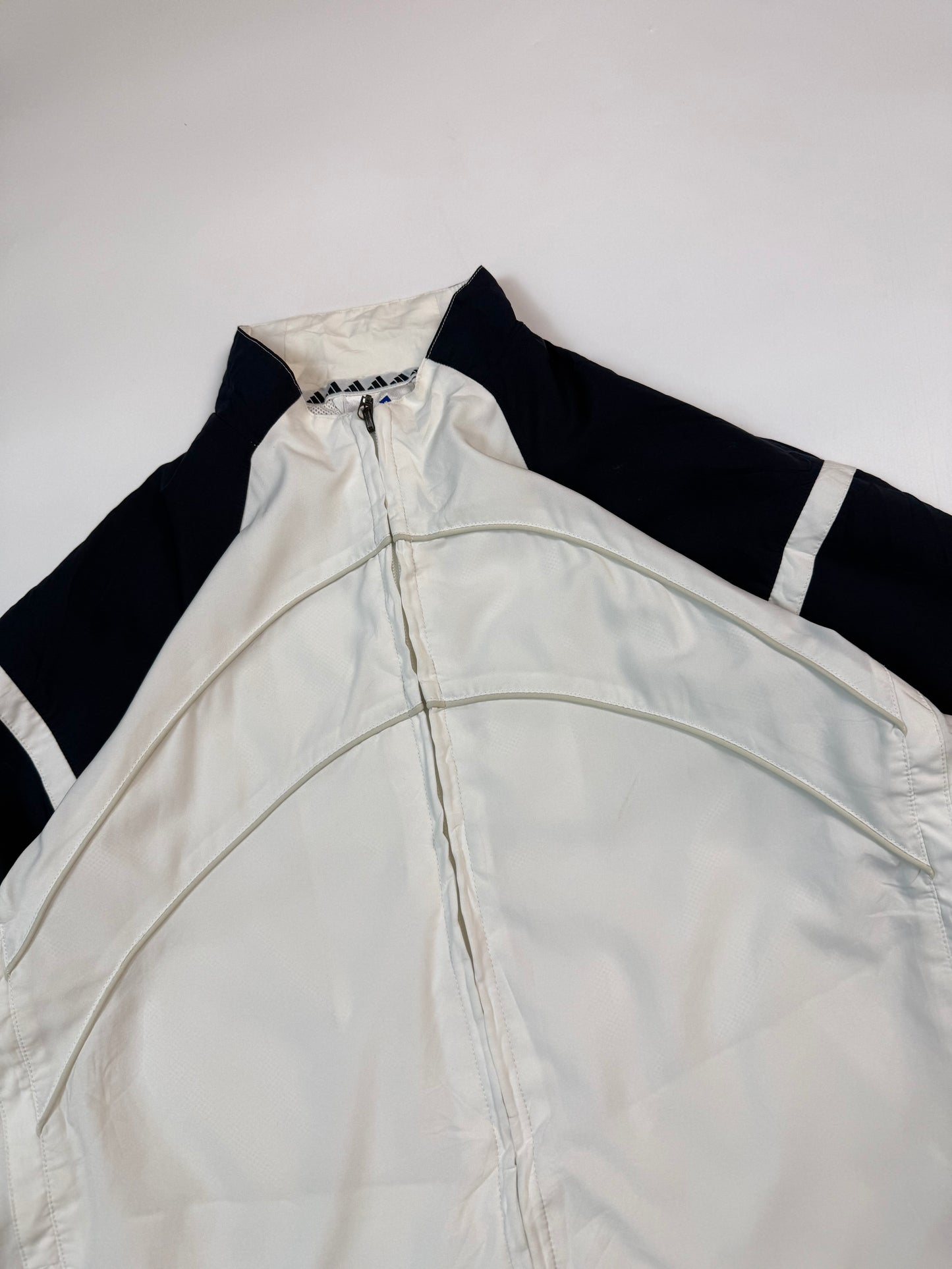 Vintage Adidas track jacket (M)