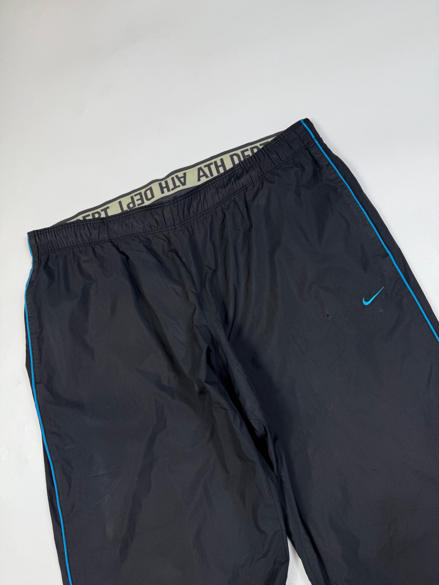 Vintage Nike athletic dept baggy track pants (L)