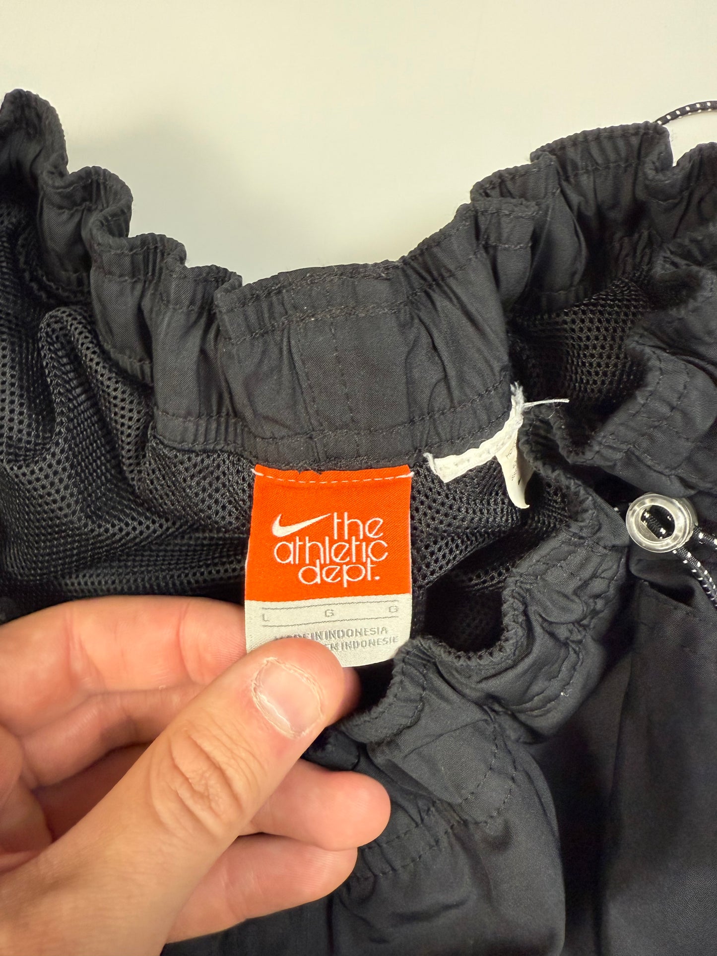 Vintage Nike spell out baggy track pants (L)