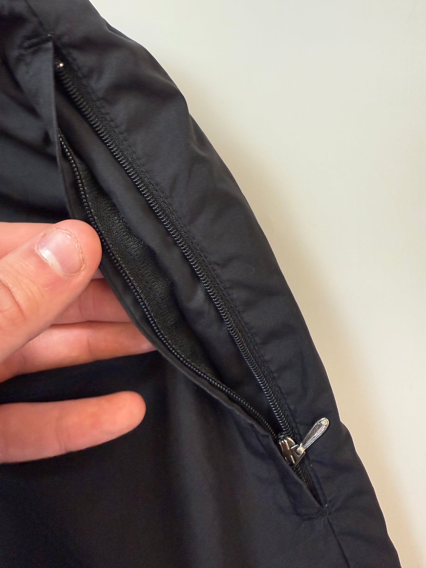 Vintage 90s Nike baggy track pants (M)